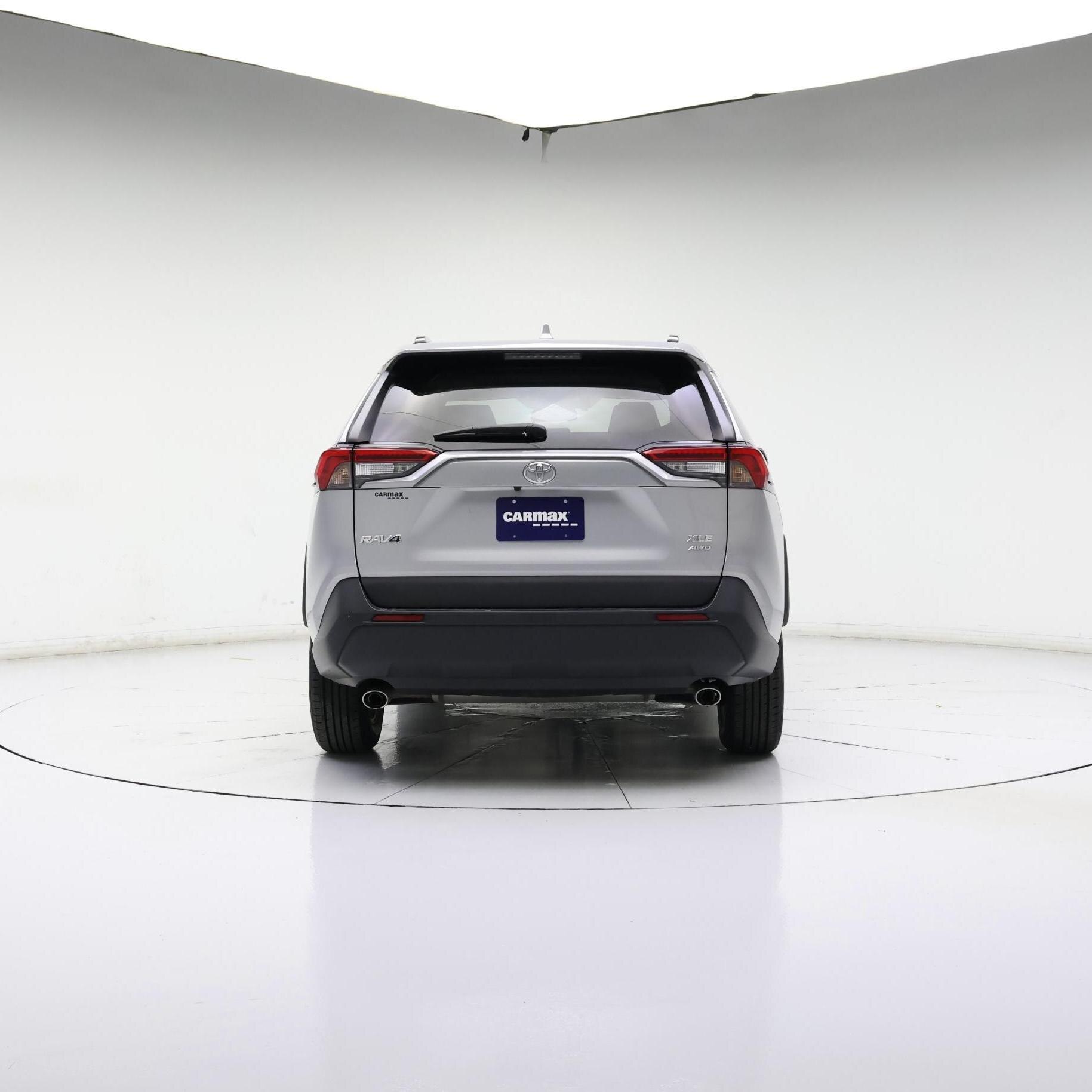 Thumbnail: 2021 Toyota RAV4 - 6