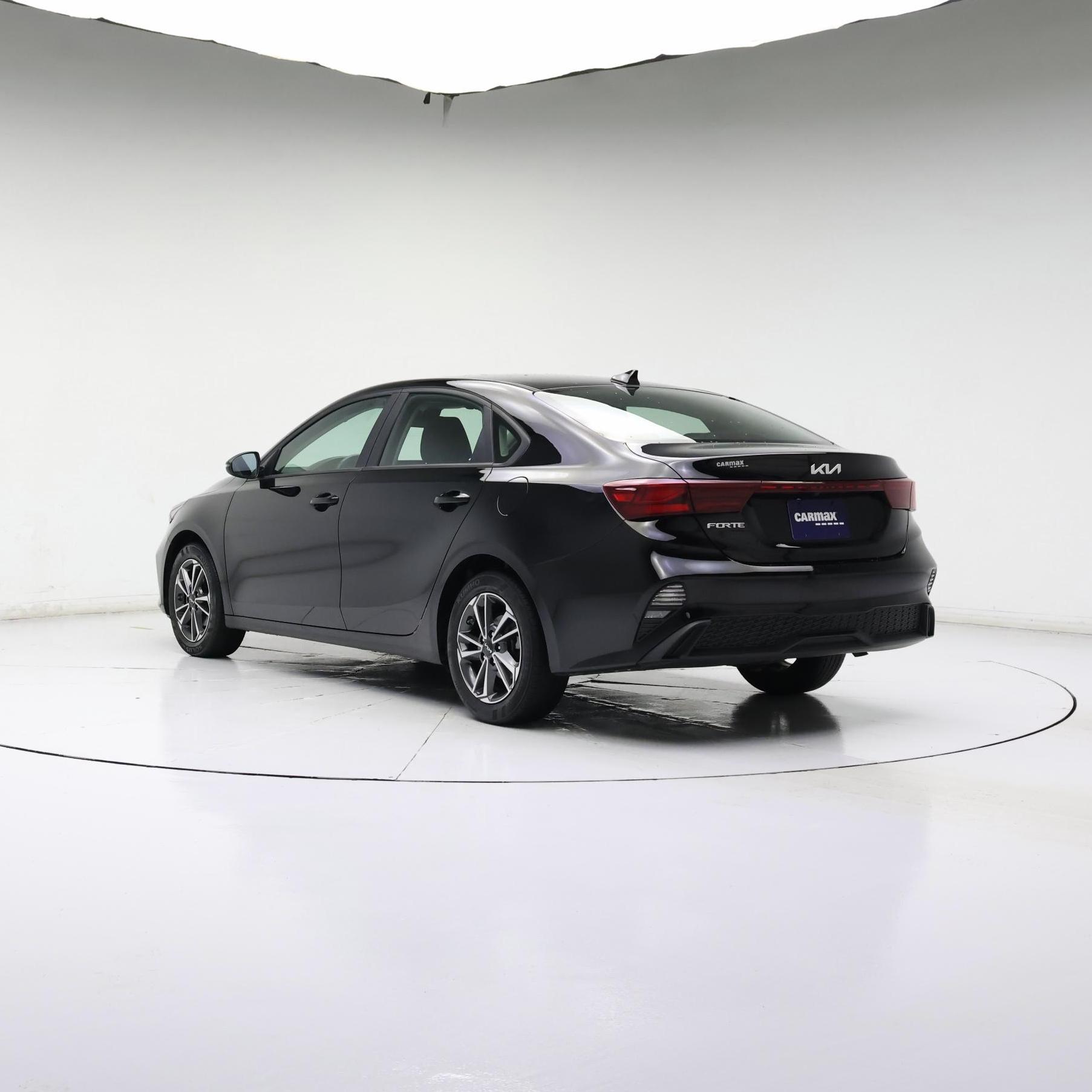 Thumbnail: 2023 Kia Forte - 2
