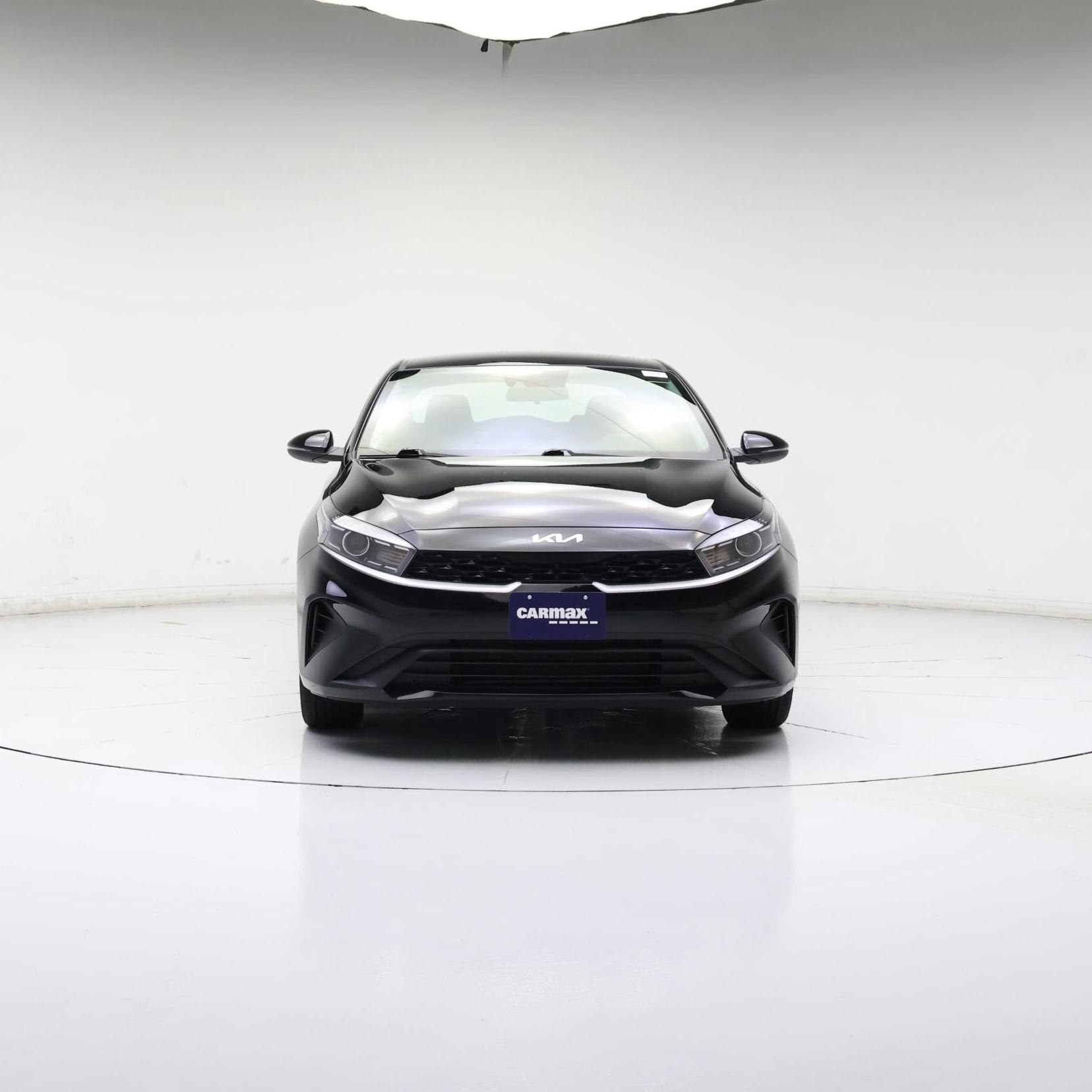 Thumbnail: 2023 Kia Forte - 5