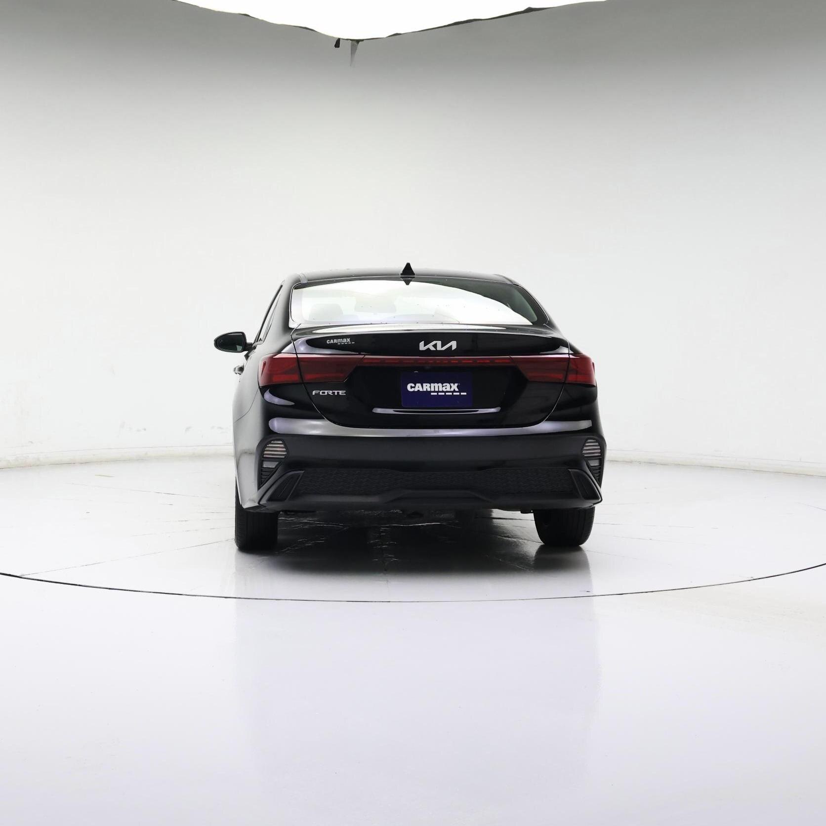 Thumbnail: 2023 Kia Forte - 6