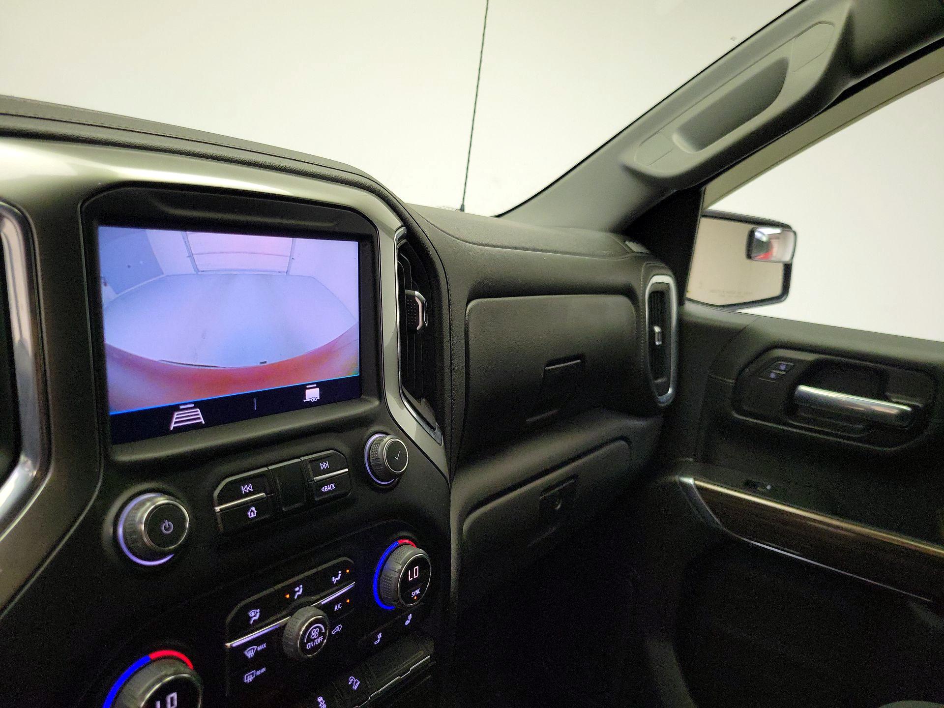 Thumbnail: 2021 Chevrolet Silverado 1500 - 15