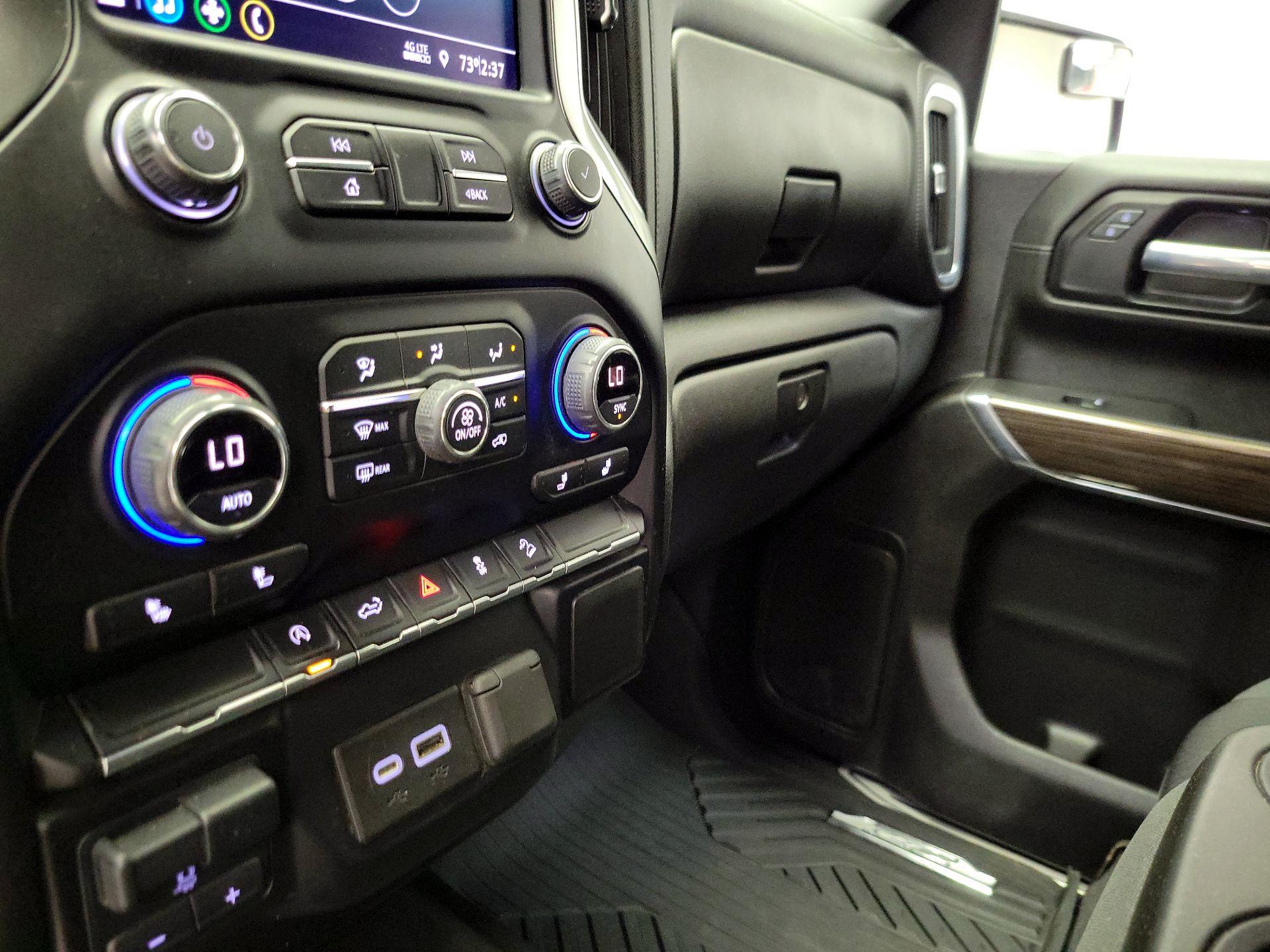Thumbnail: 2021 Chevrolet Silverado 1500 - 17
