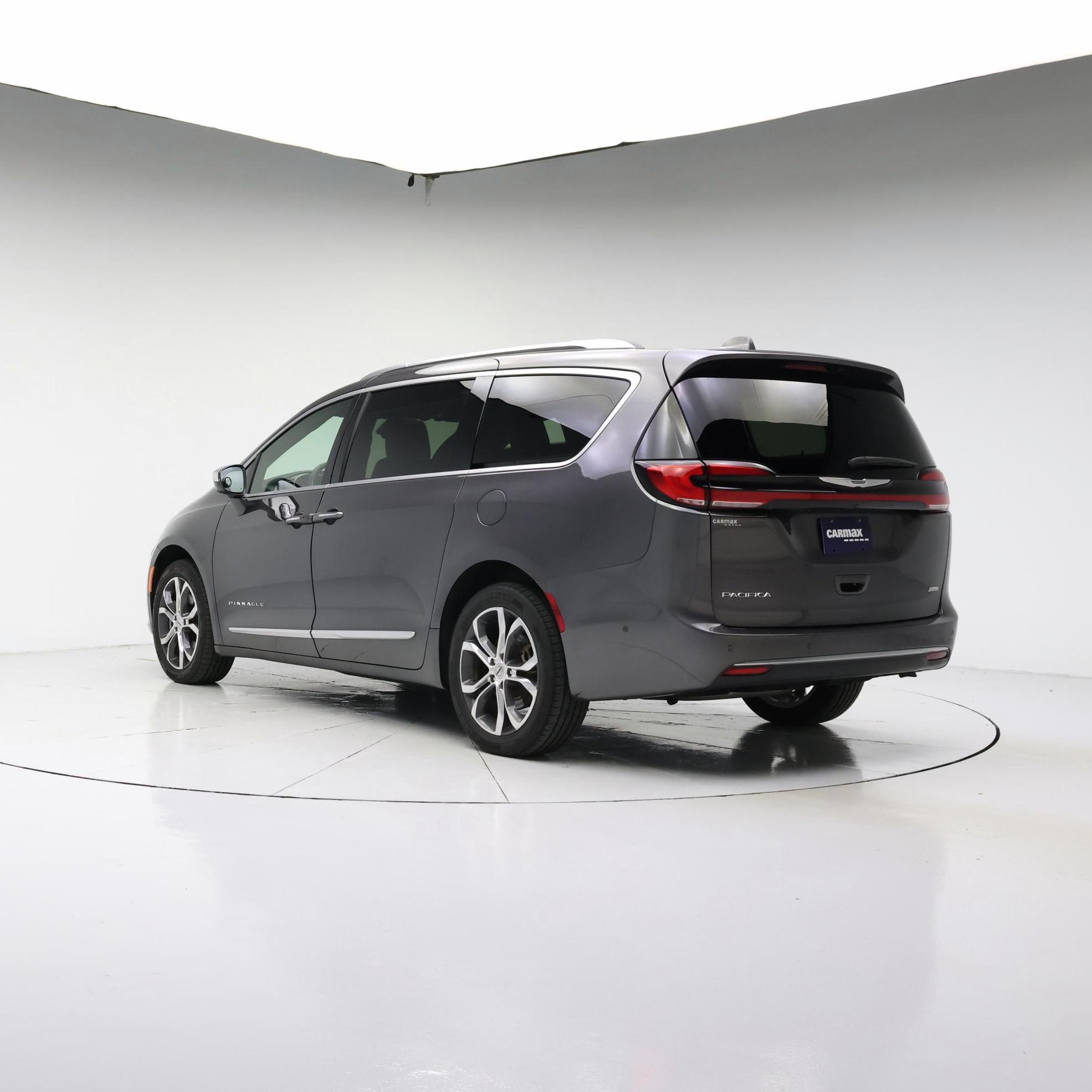 Thumbnail: 2021 Chrysler Pacifica - 2