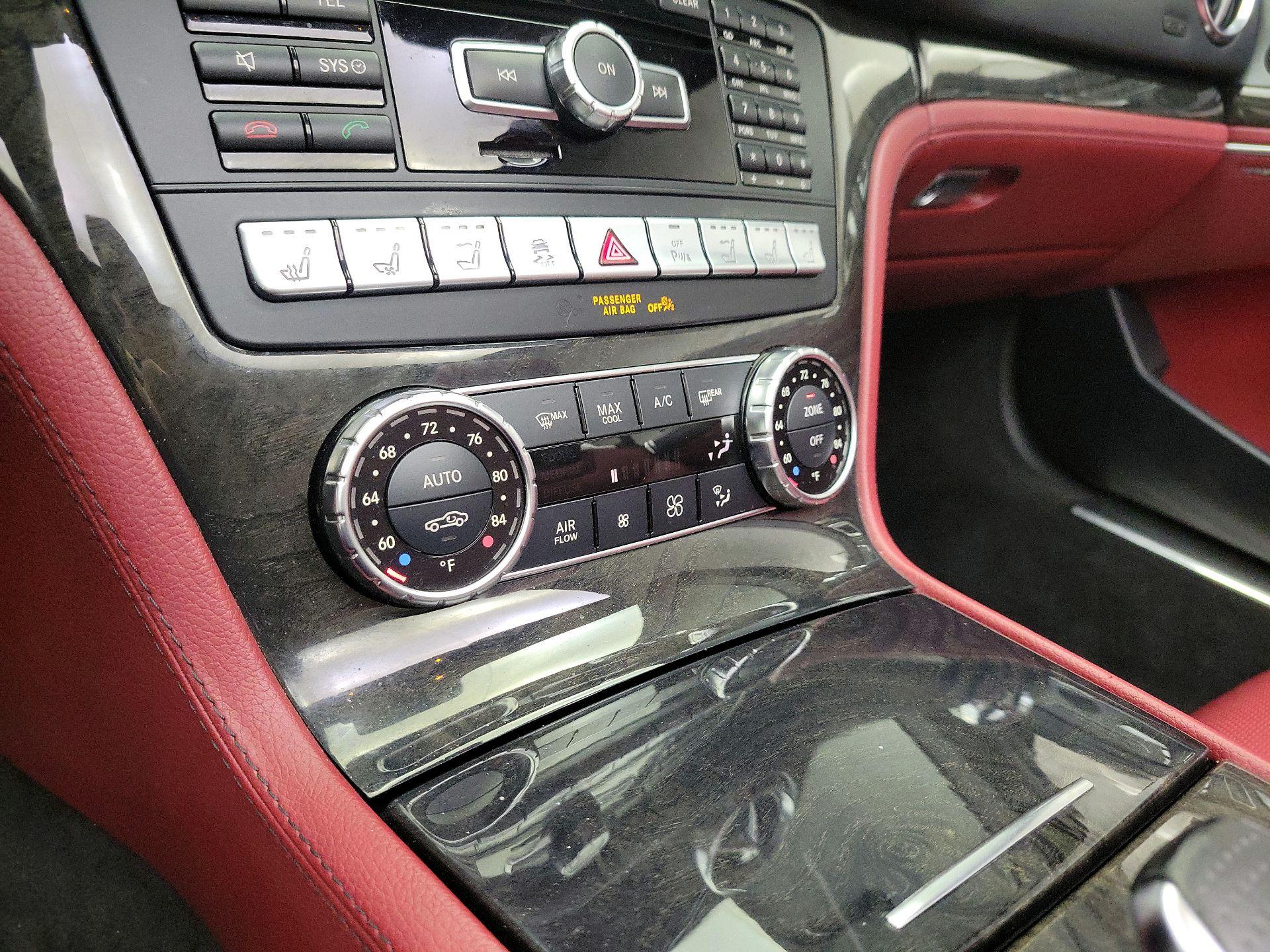Thumbnail: 2015 Mercedes-Benz SL-Class - 17