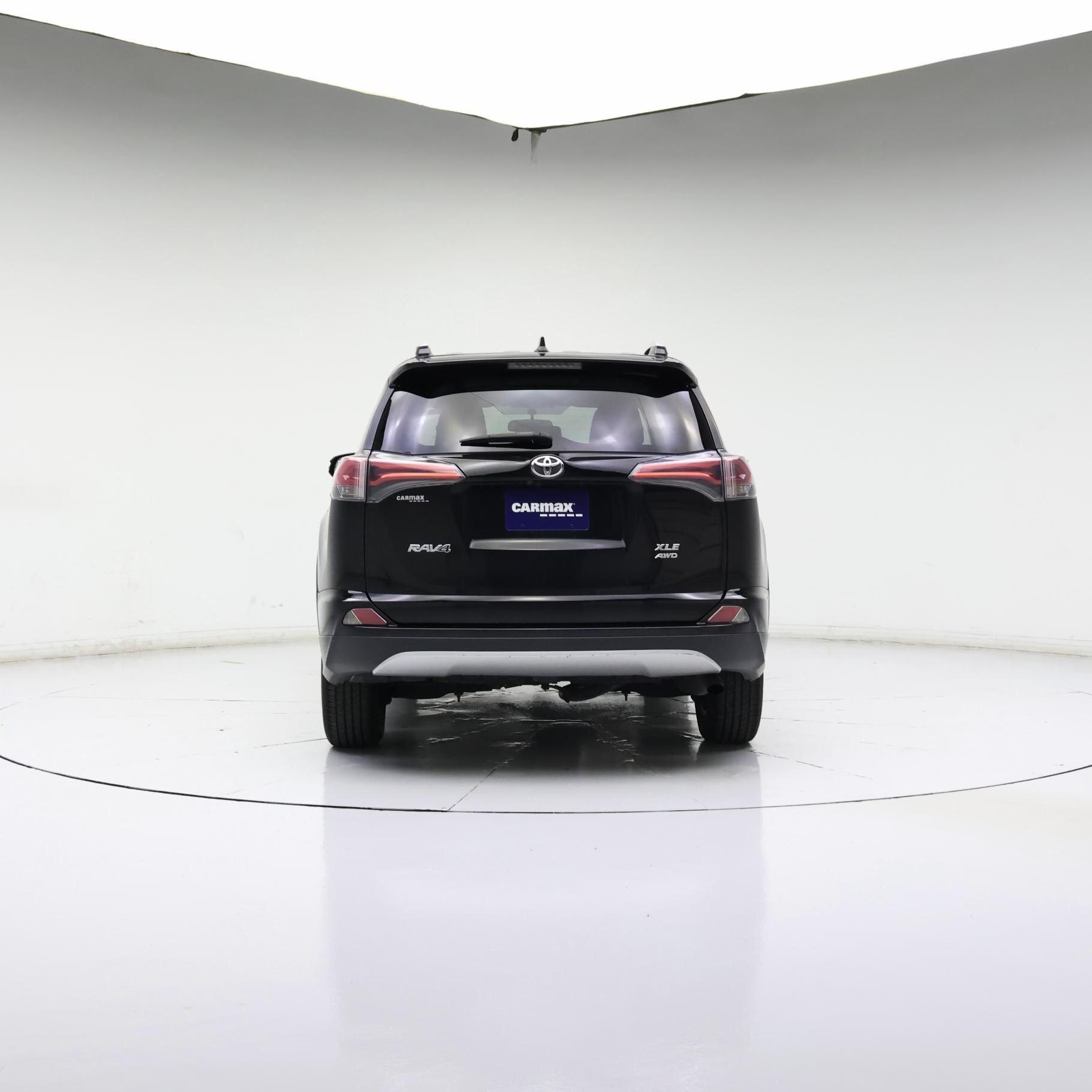 Thumbnail: 2016 Toyota RAV4 - 6