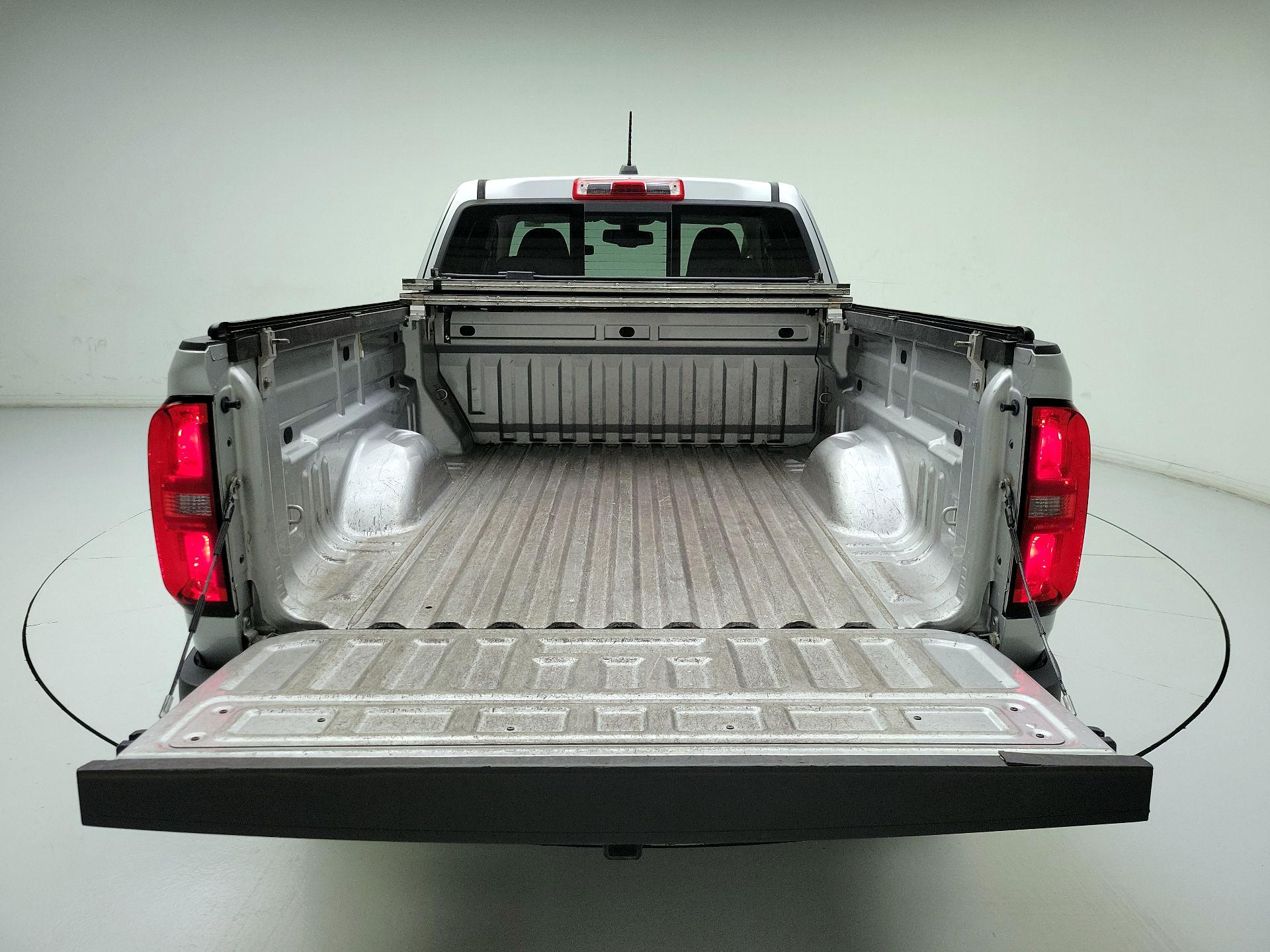 Thumbnail: 2017 Chevrolet Colorado - 20