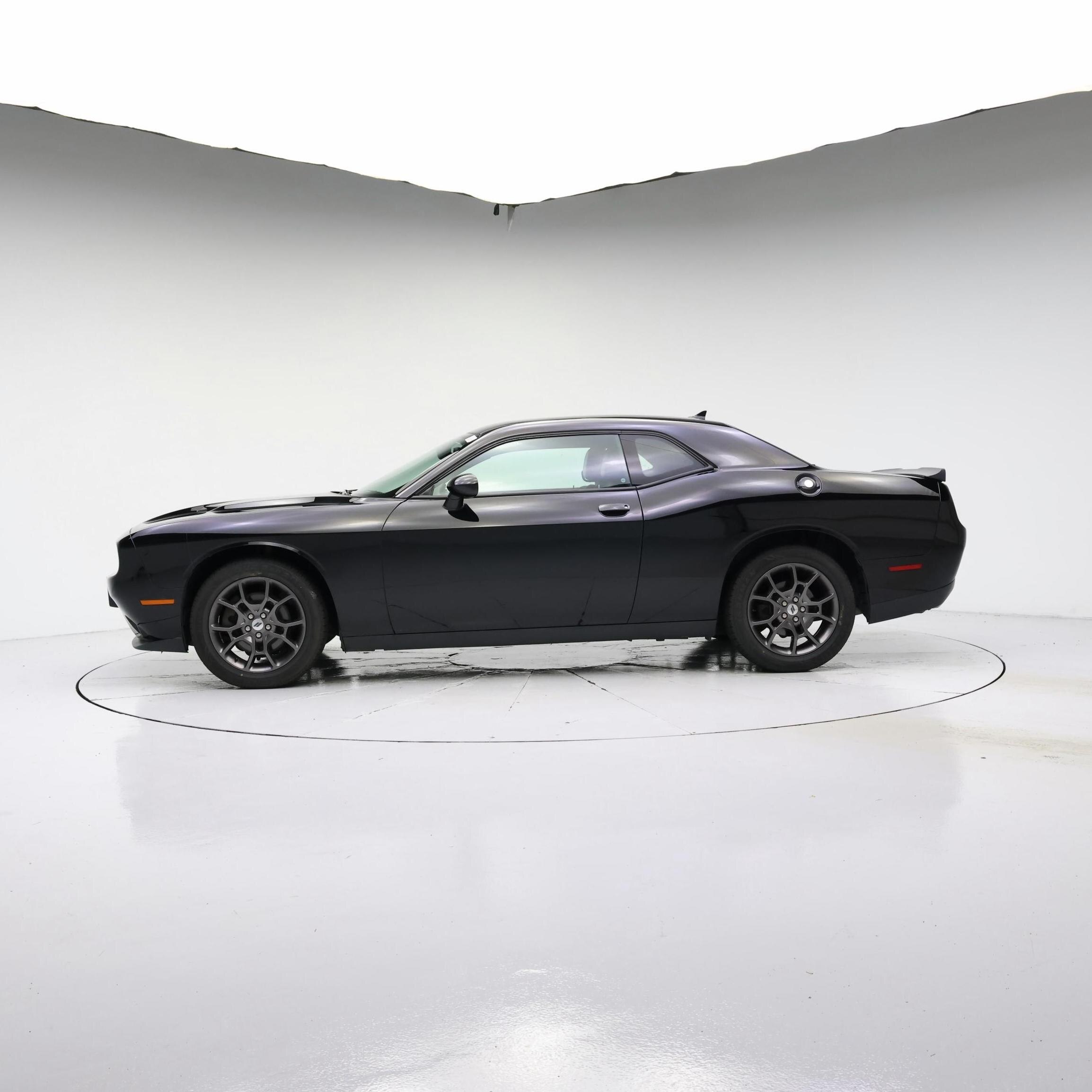 Thumbnail: 2018 Dodge Challenger - 3