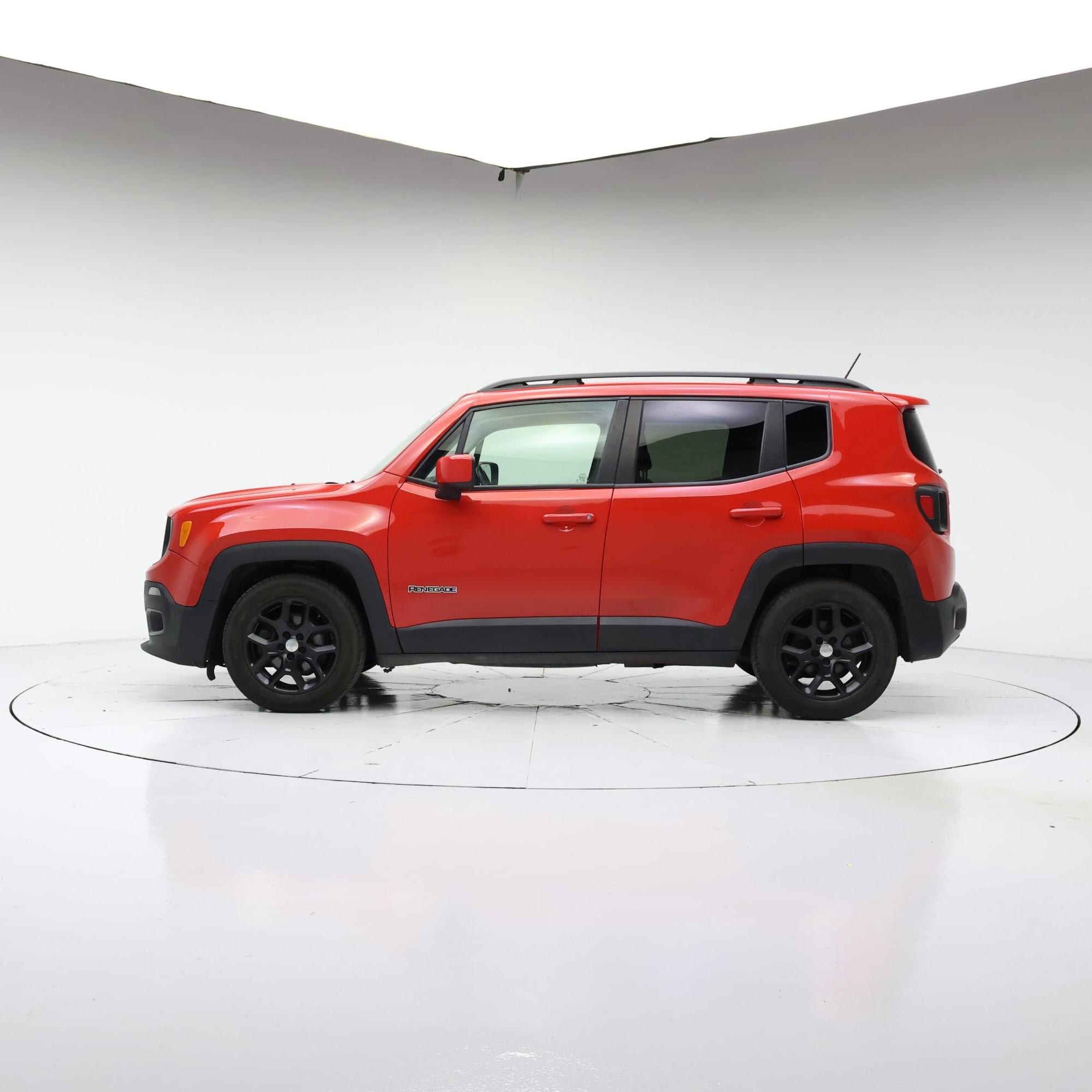 Thumbnail: 2015 Jeep Renegade - 7