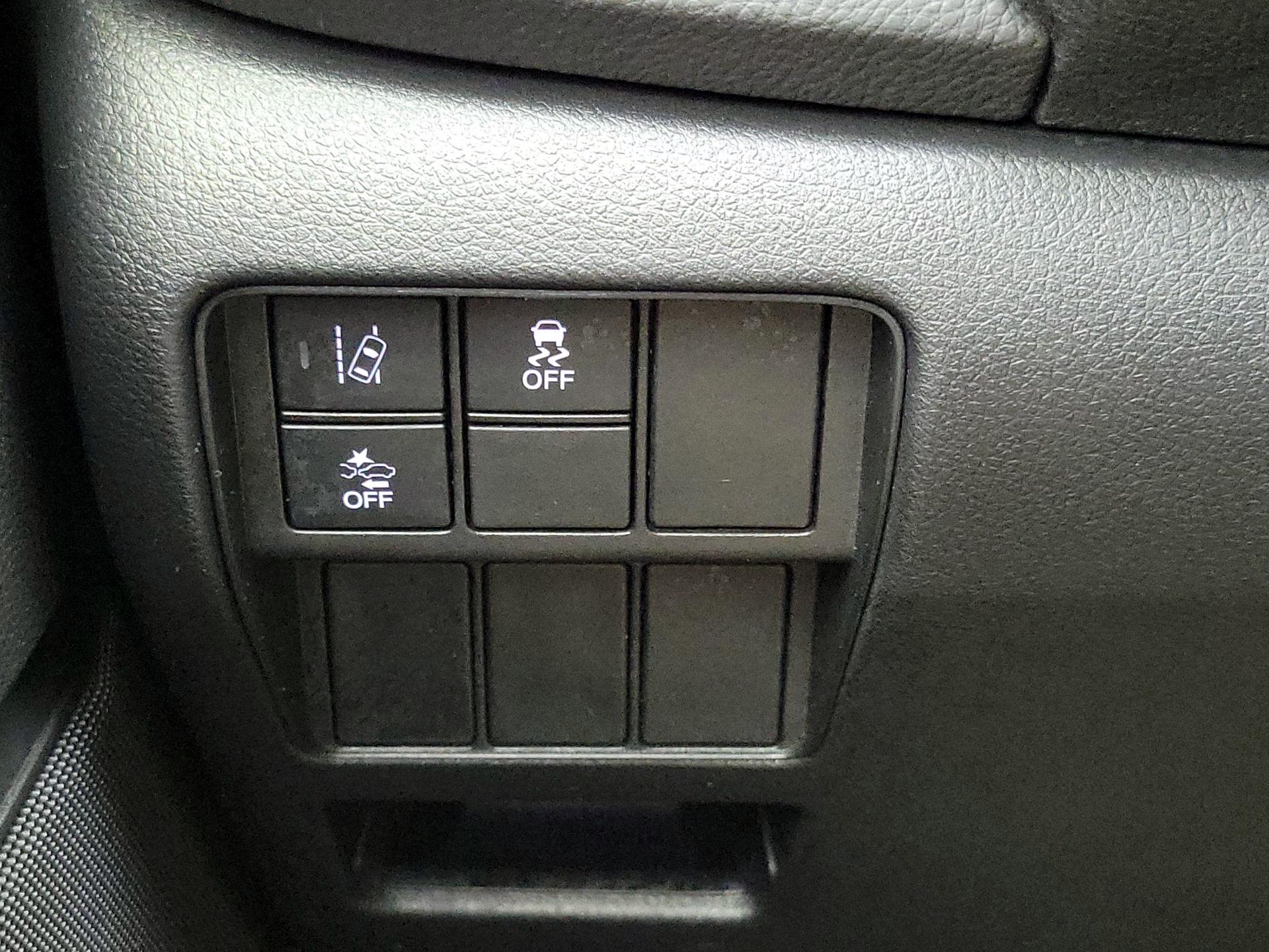 Thumbnail: 2019 Honda CR-V - 13