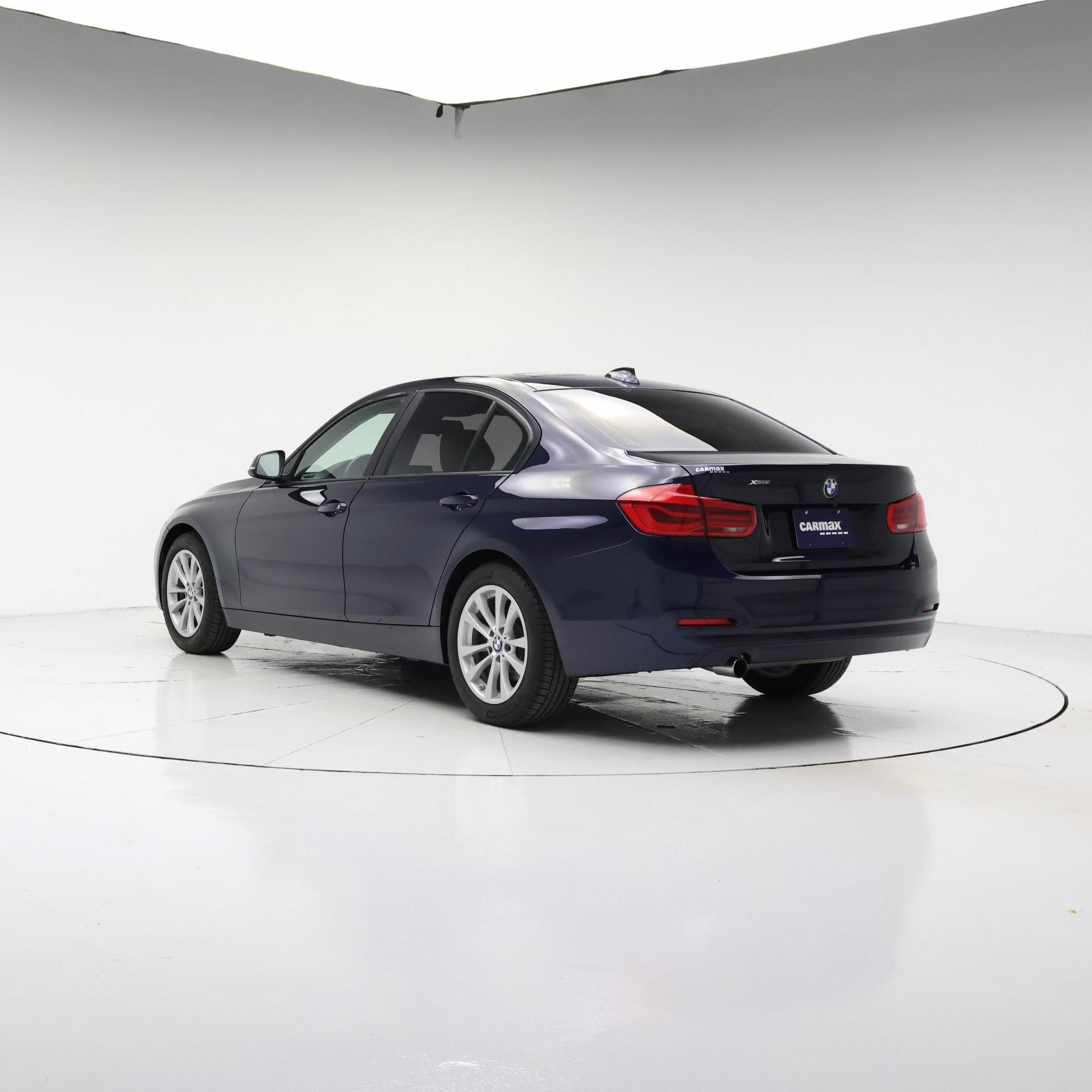 Thumbnail: 2017 BMW 3 Series - 2