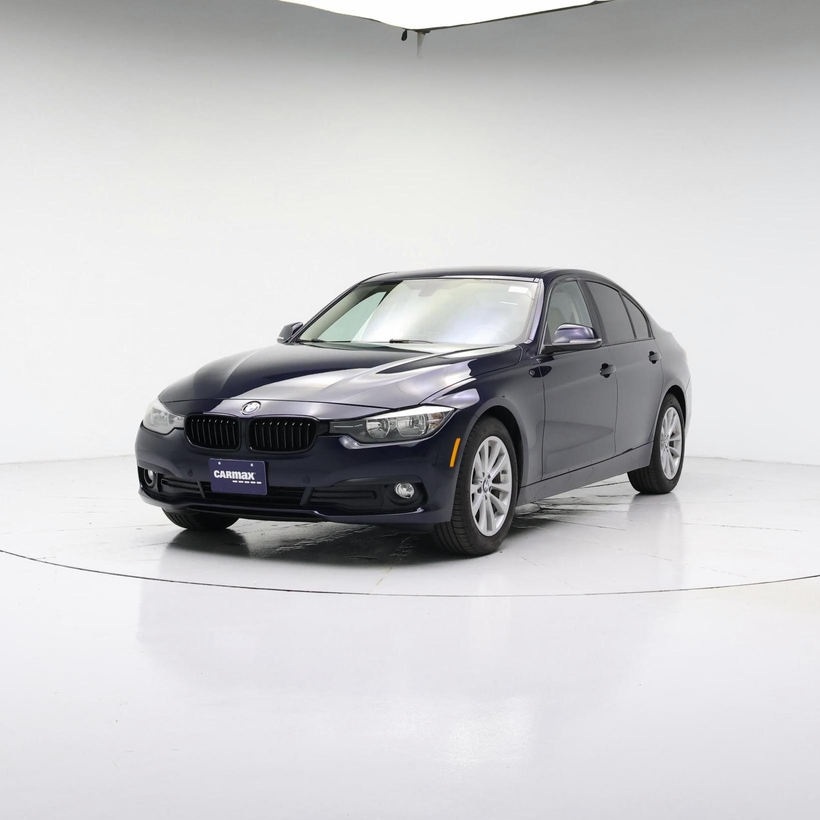 Thumbnail: 2017 BMW 3 Series - 4
