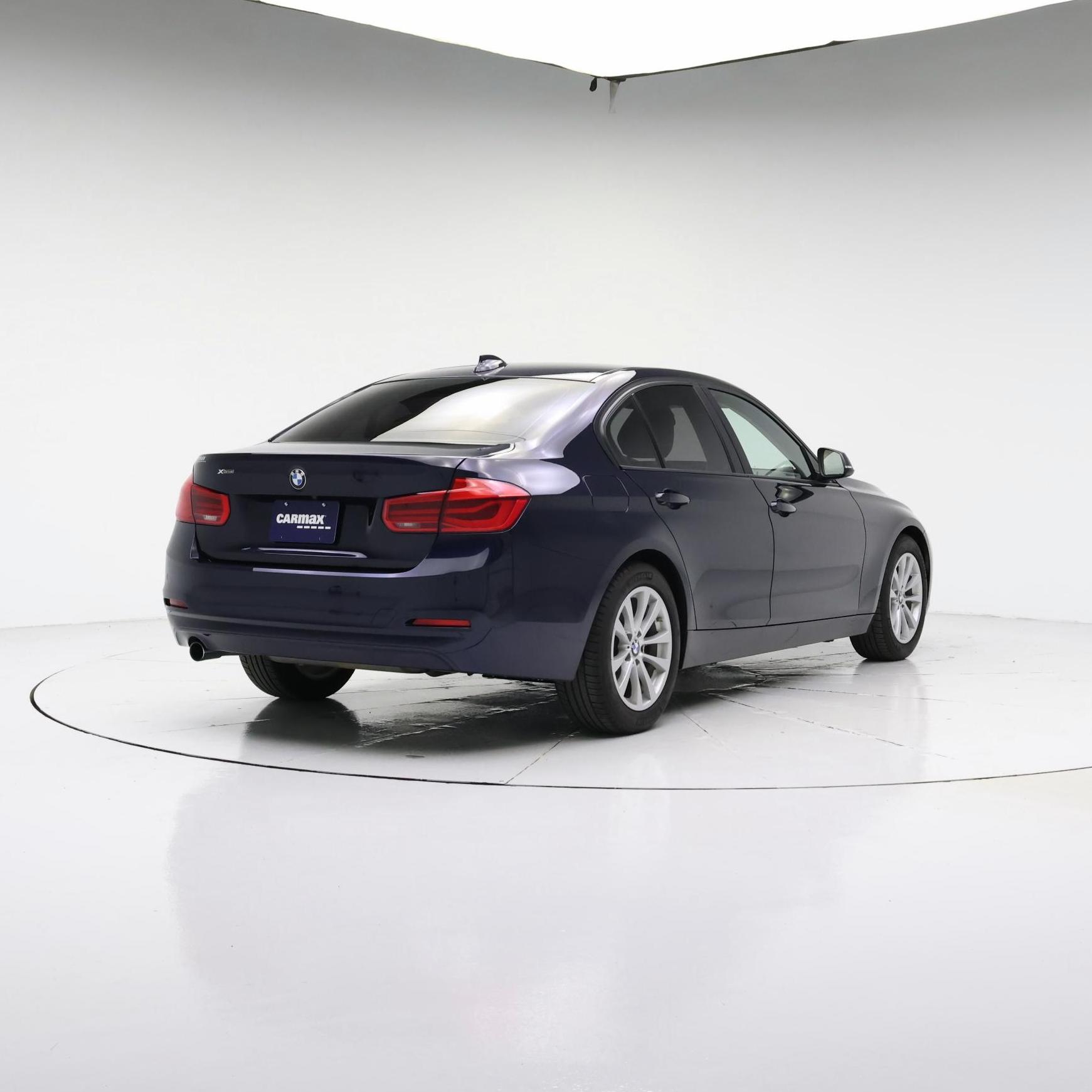 Thumbnail: 2017 BMW 3 Series - 8