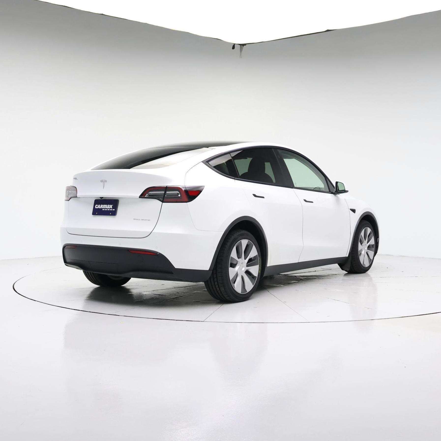 Thumbnail: 2022 Tesla Model Y - 8