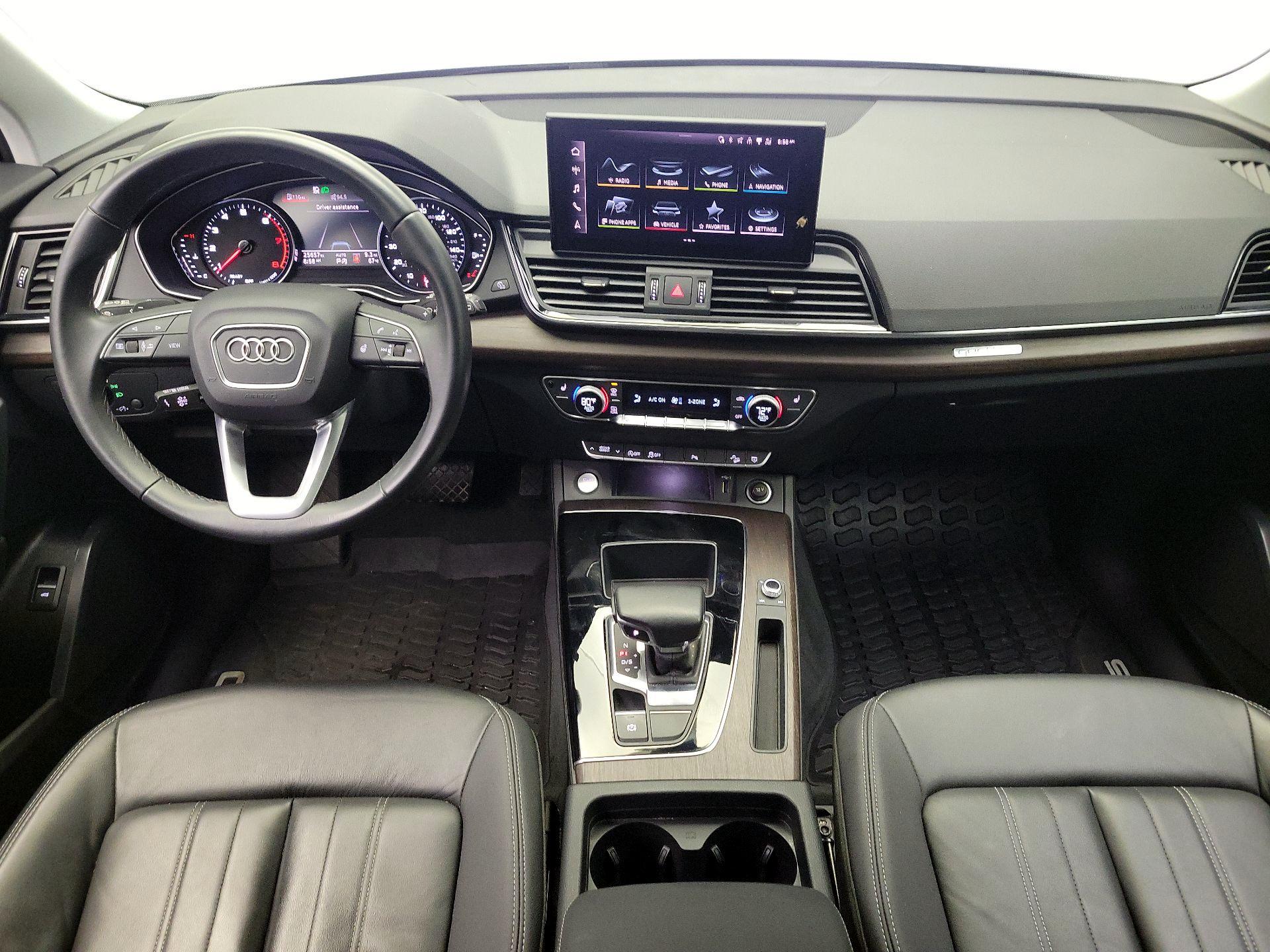 Thumbnail: 2023 Audi Q5 - 9