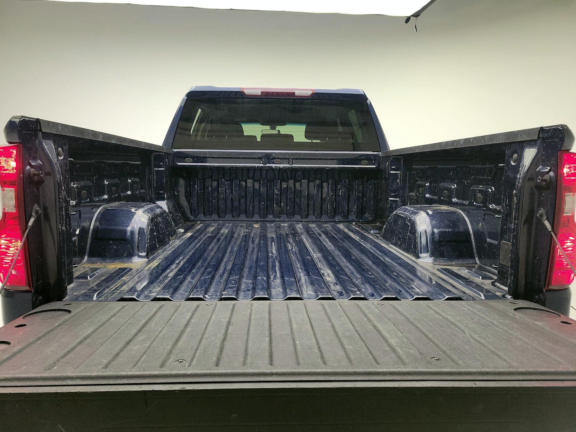 Thumbnail: 2022 Chevrolet Silverado 1500 - 20