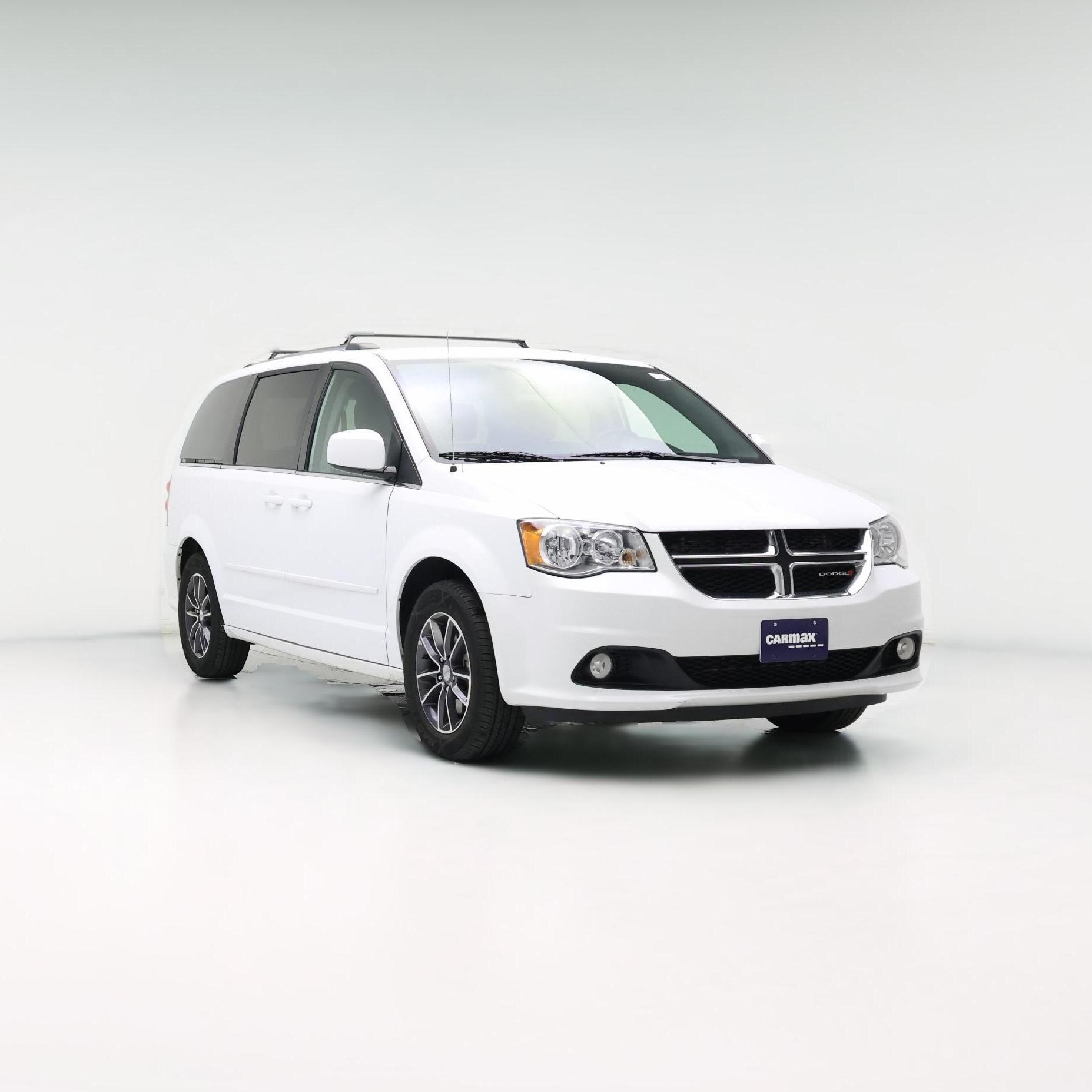 Thumbnail: 2017 Dodge Grand Caravan - 1