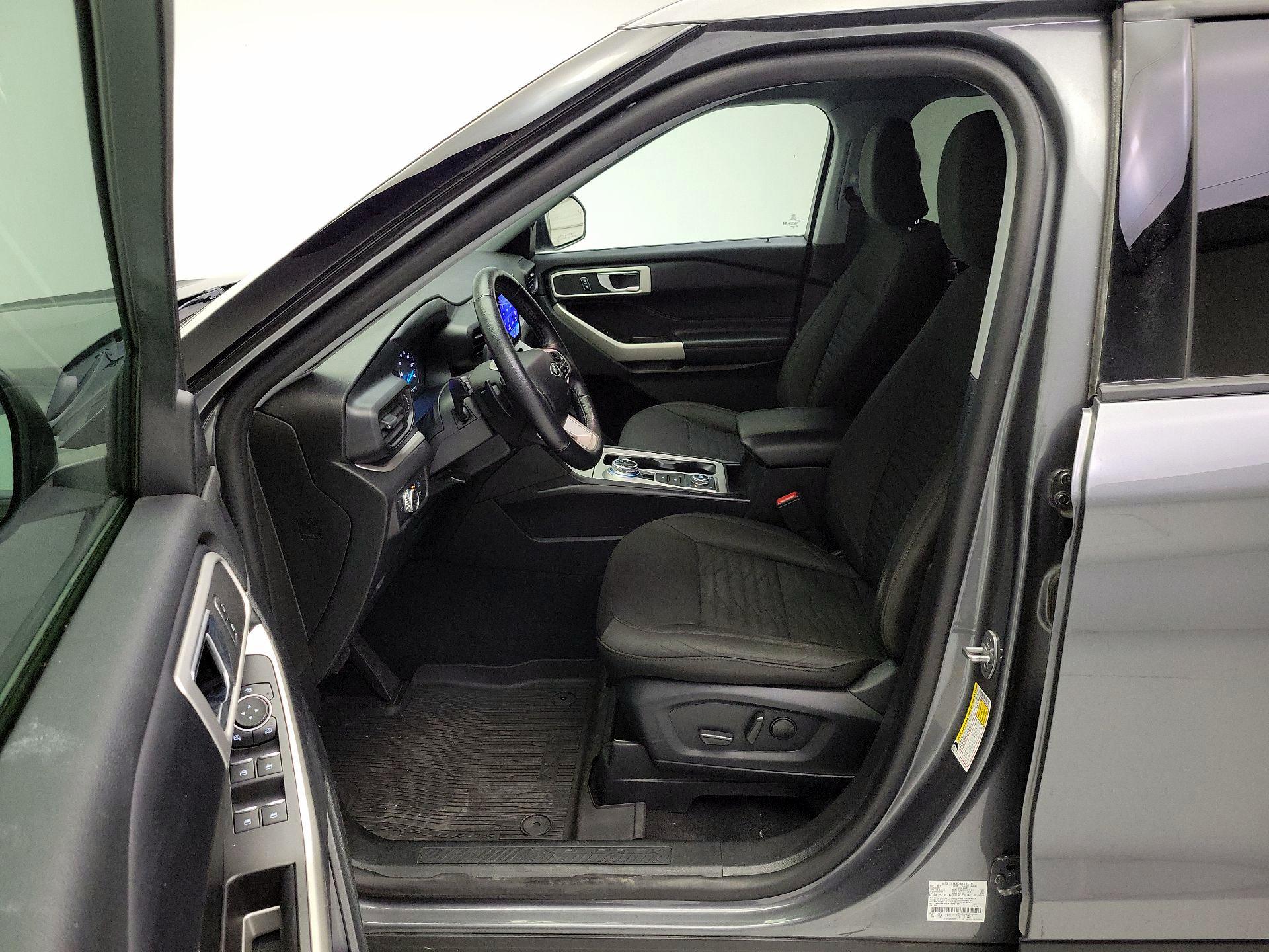 Thumbnail: 2021 Ford Explorer - 11