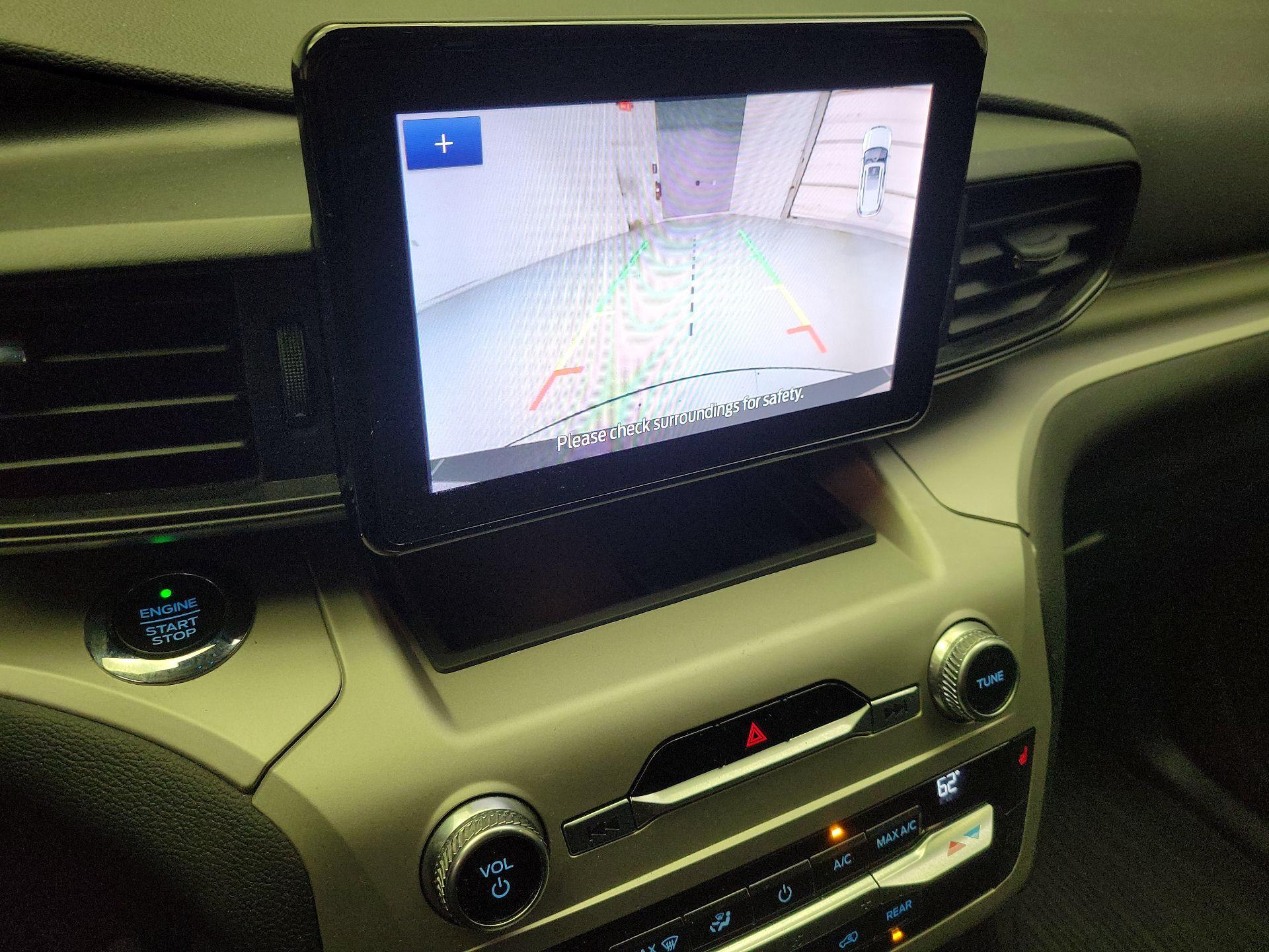 Thumbnail: 2021 Ford Explorer - 14