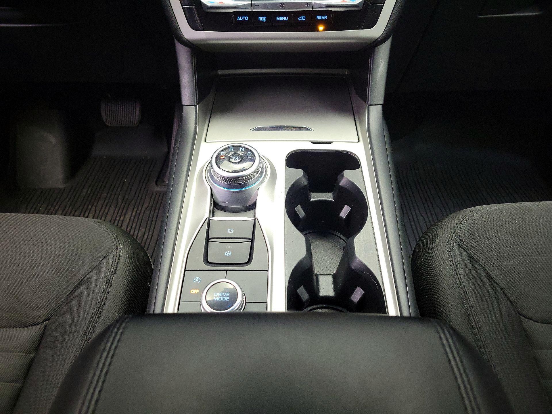 Thumbnail: 2021 Ford Explorer - 17