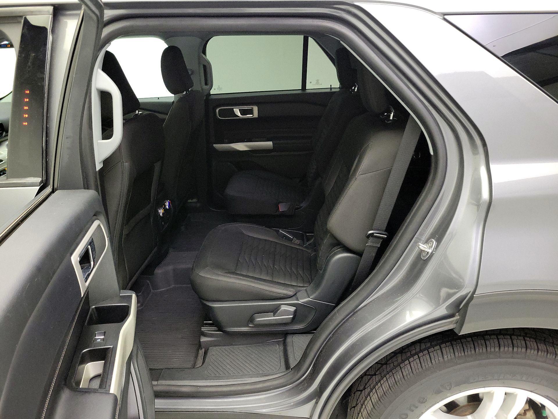 Thumbnail: 2021 Ford Explorer - 19