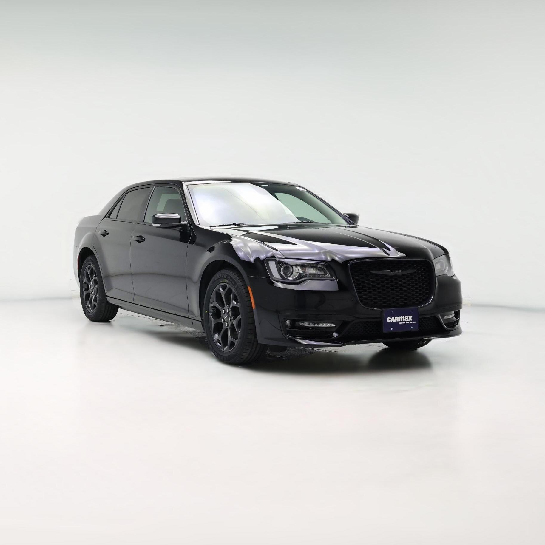 Thumbnail: 2023 Chrysler 300 - 1