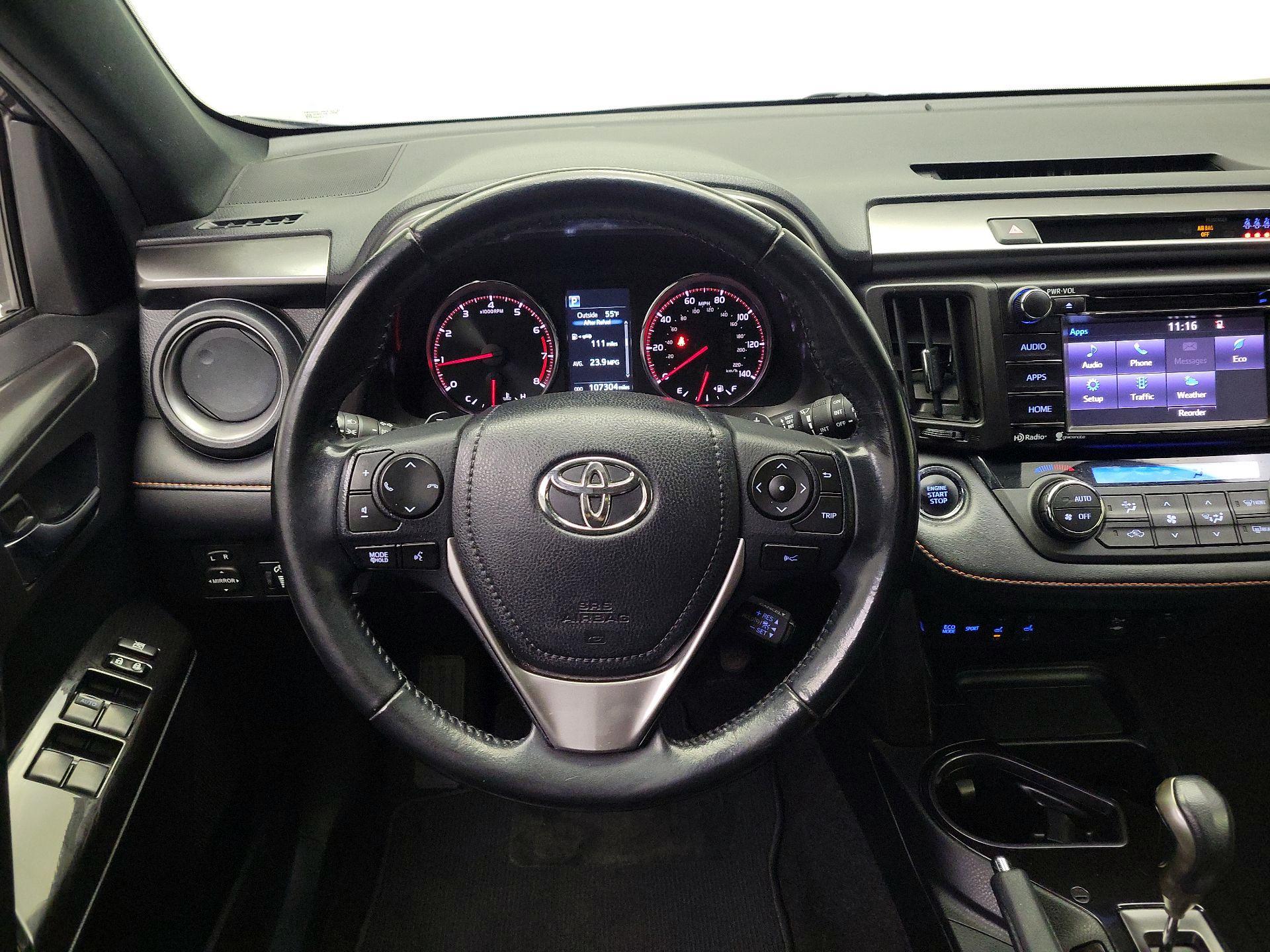 Thumbnail: 2017 Toyota RAV4 - 10