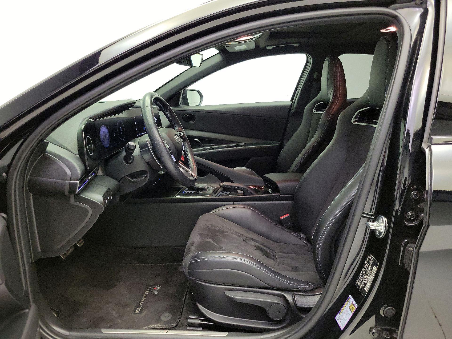 Thumbnail: 2023 Hyundai Elantra - 11
