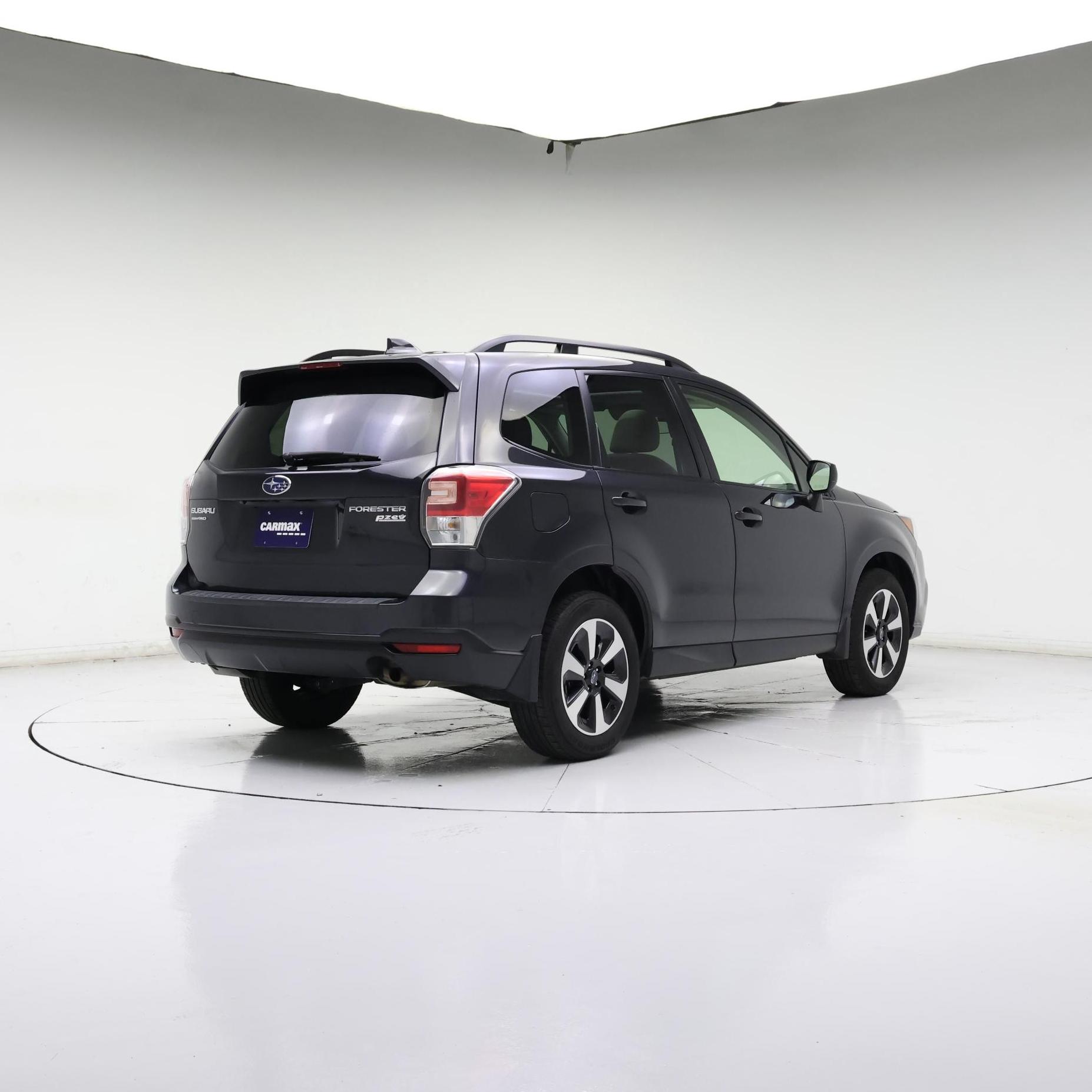 Thumbnail: 2017 Subaru Forester - 8