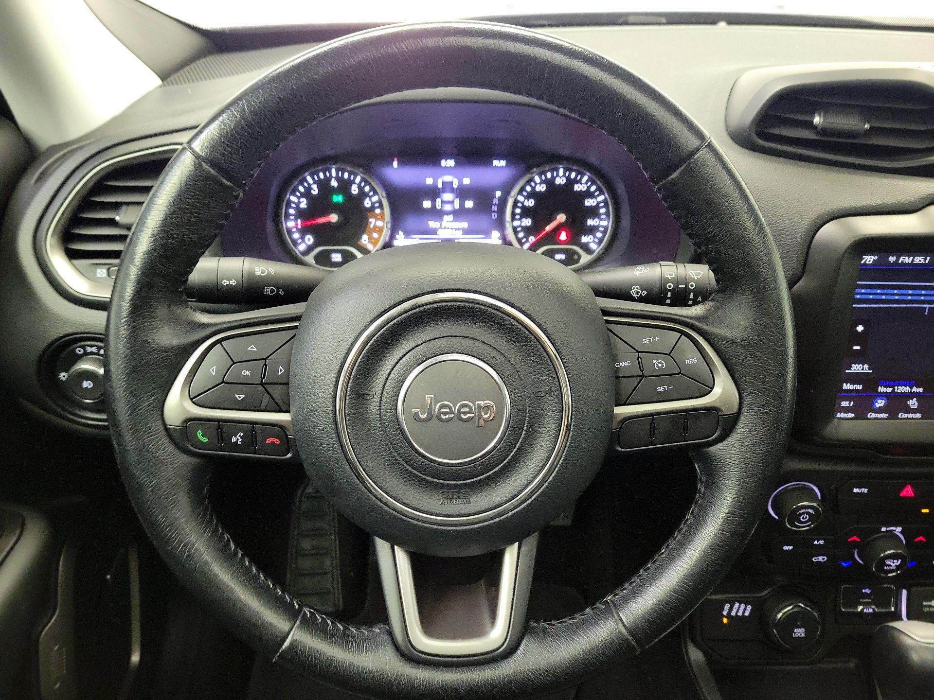 Thumbnail: 2021 Jeep Renegade - 10