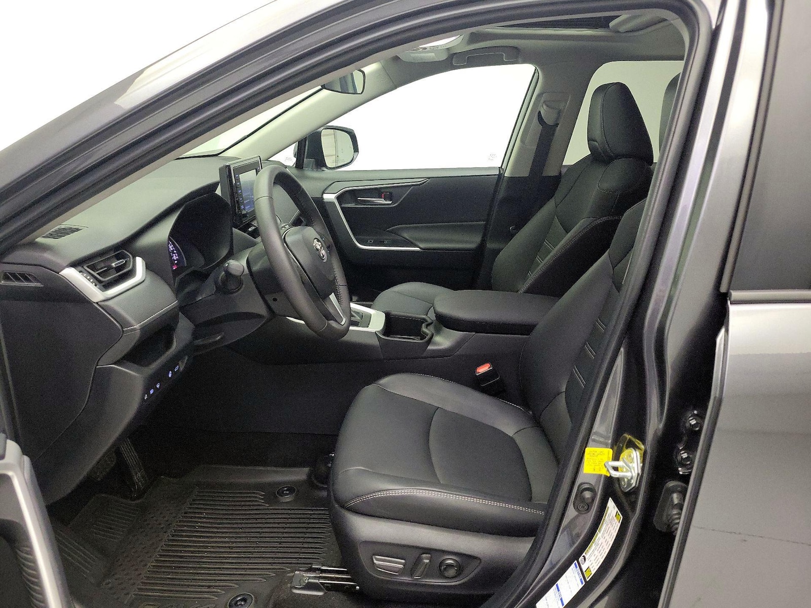 2022 Toyota RAV4 XLE Premium - Photo 12
