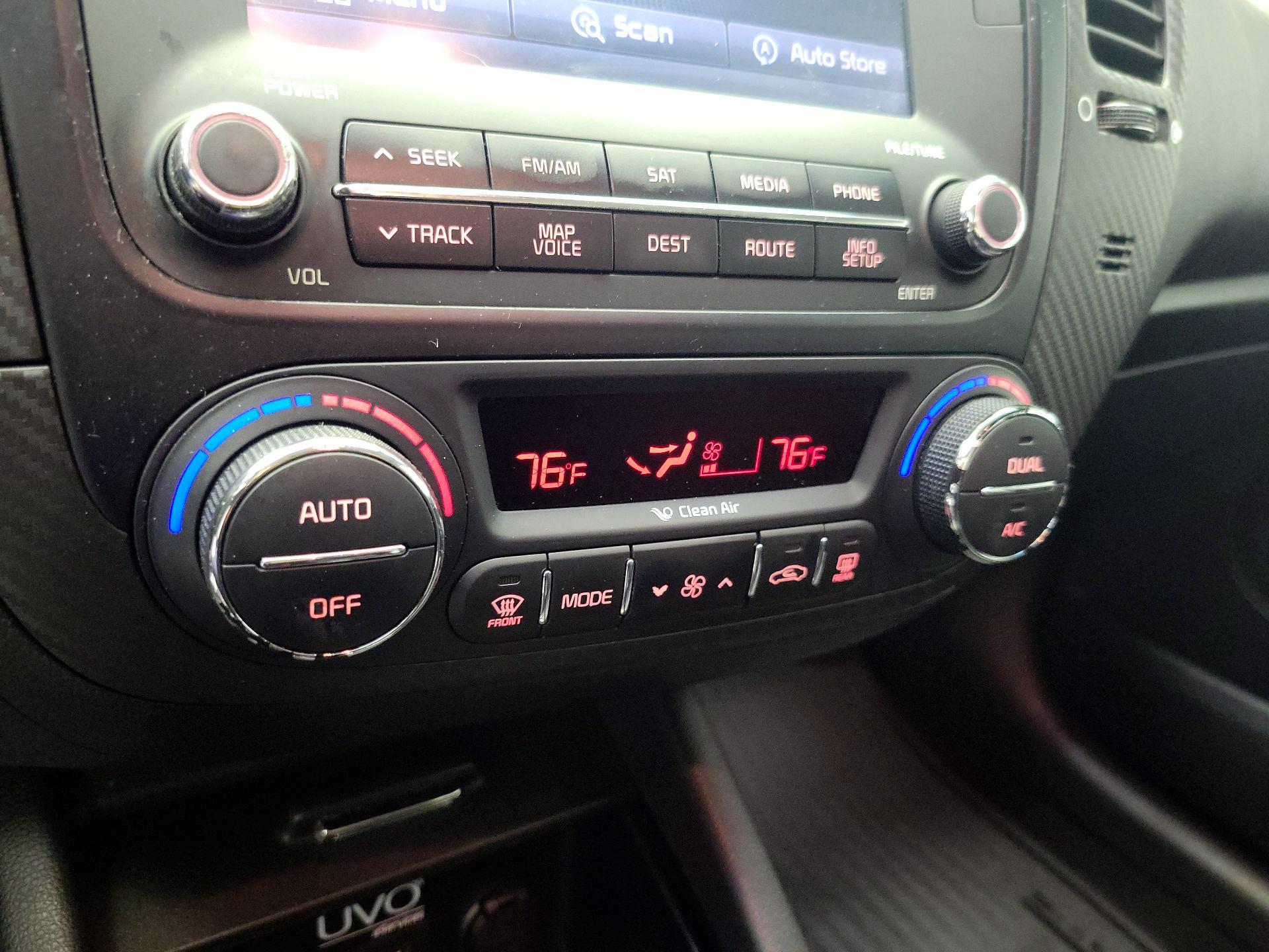 Thumbnail: 2014 Kia Forte - 16