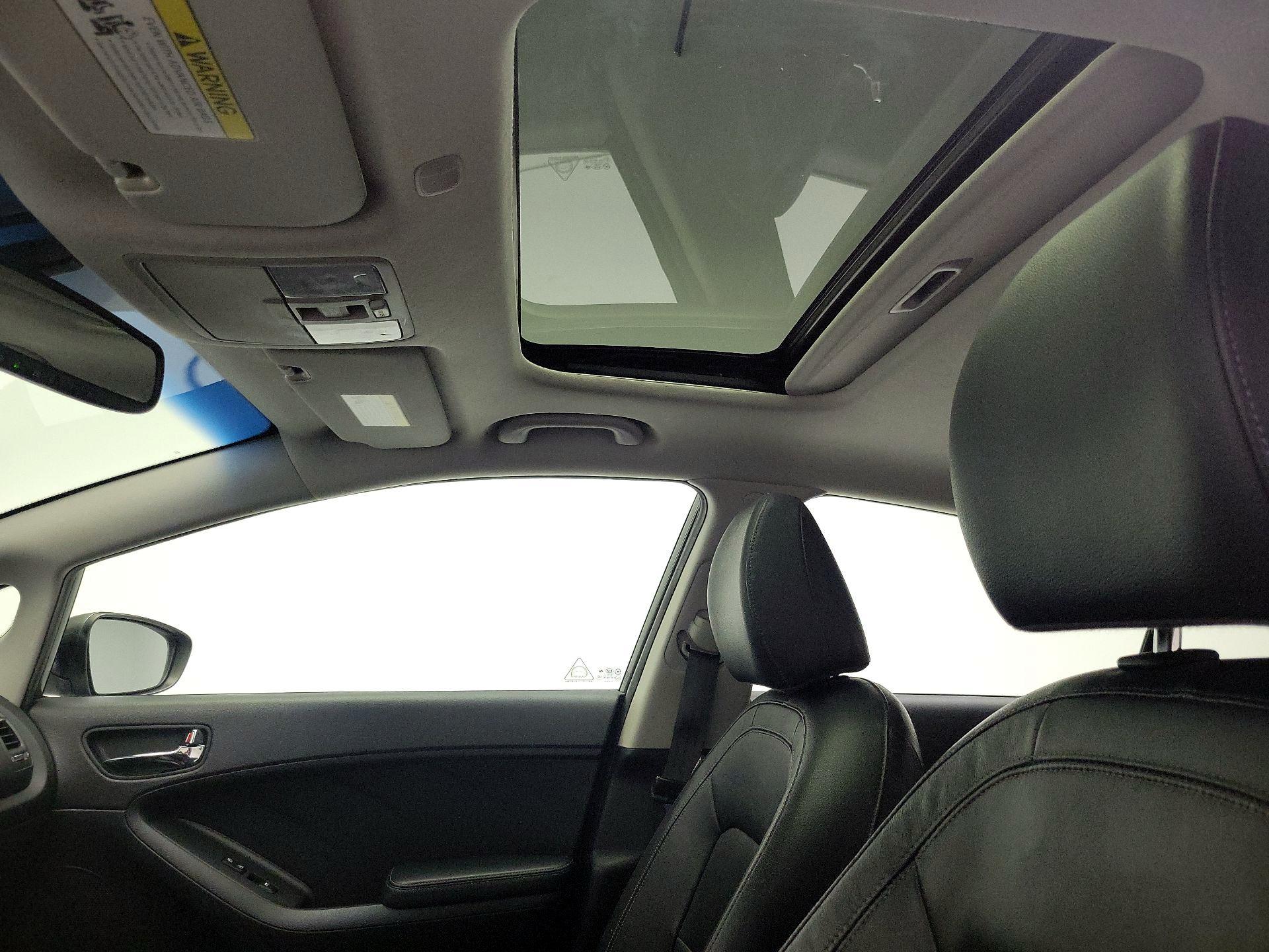 Thumbnail: 2014 Kia Forte - 19