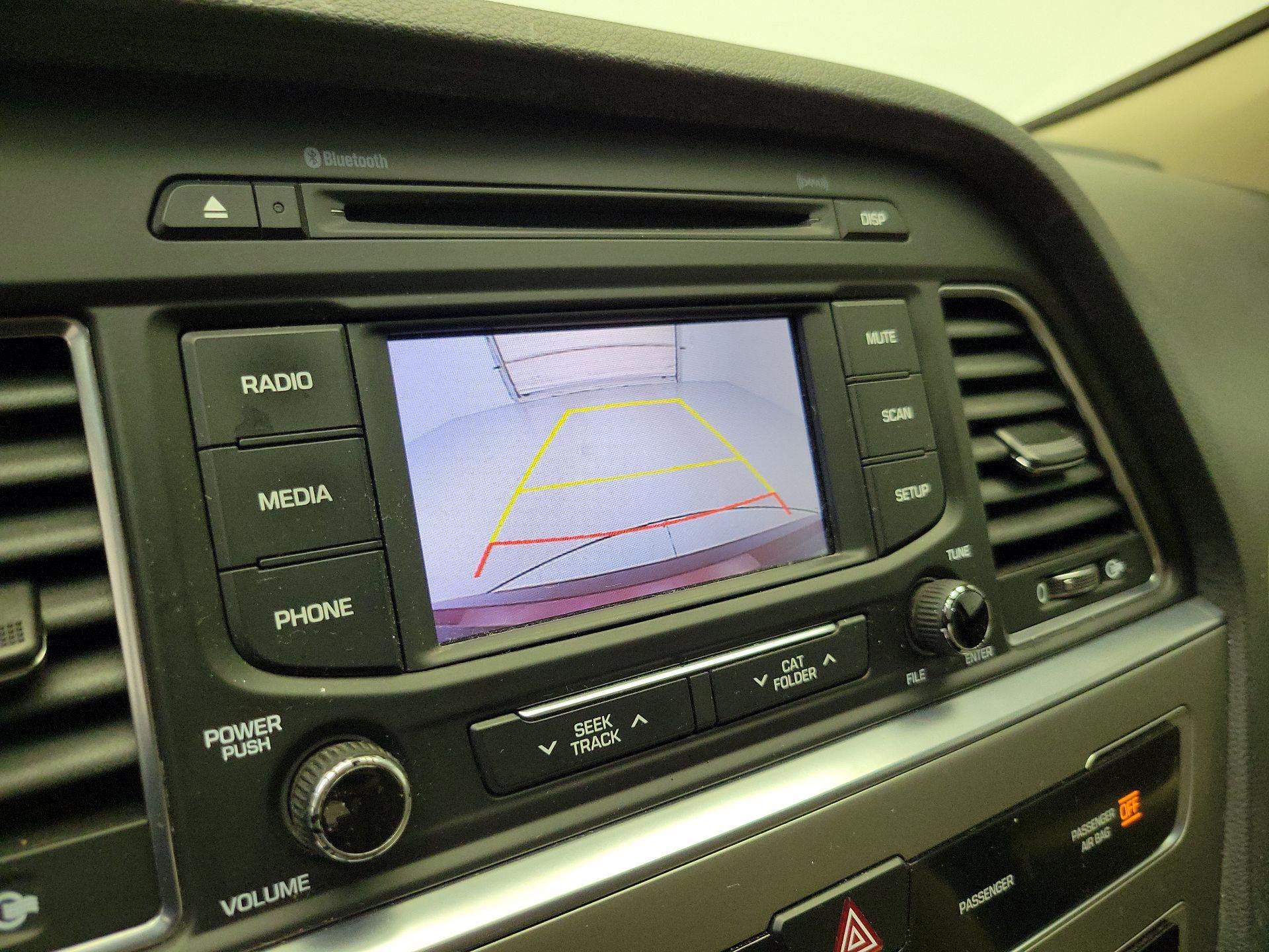 Thumbnail: 2015 Hyundai Sonata - 13