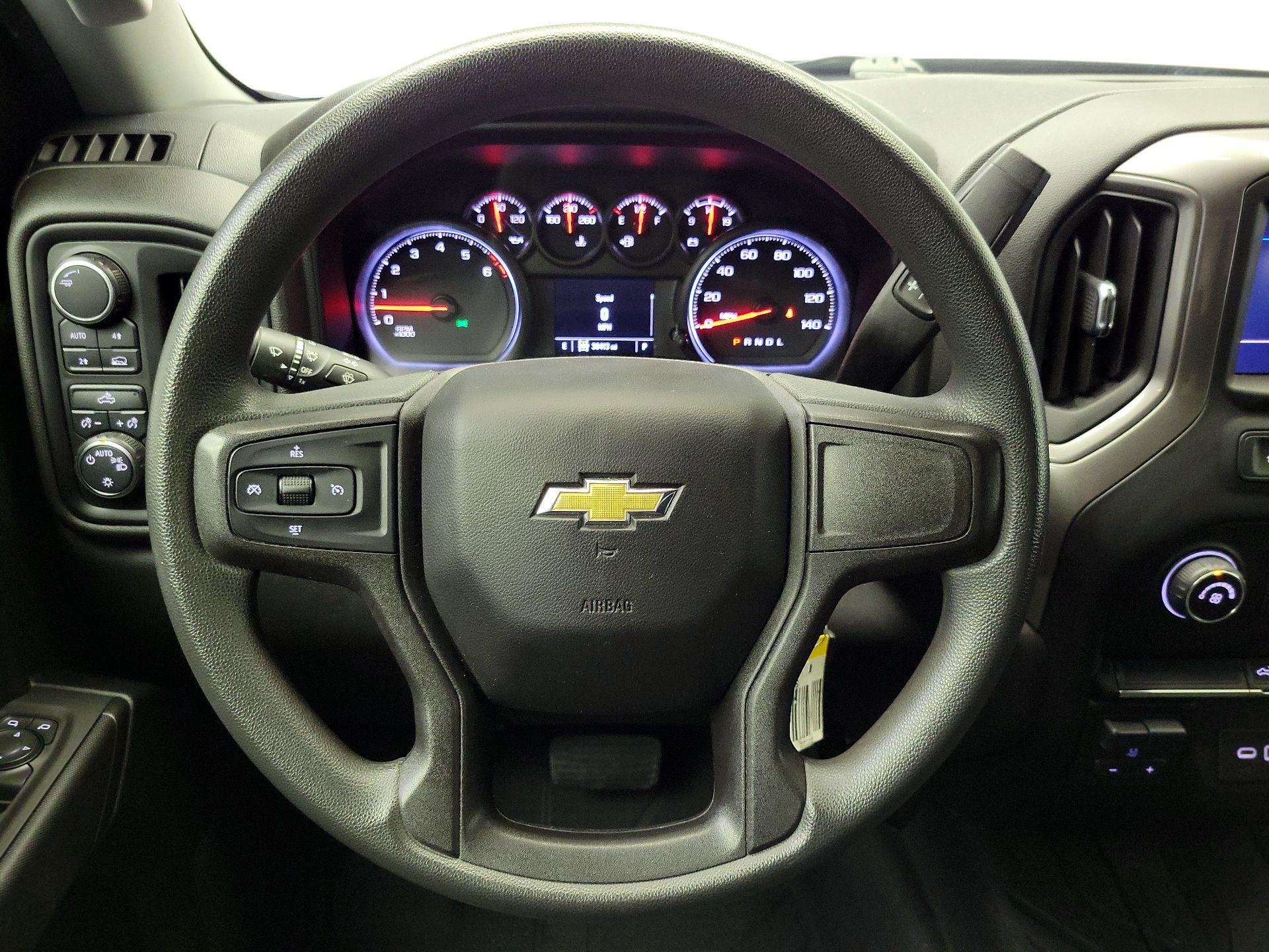 Thumbnail: 2021 Chevrolet Silverado 1500 - 10