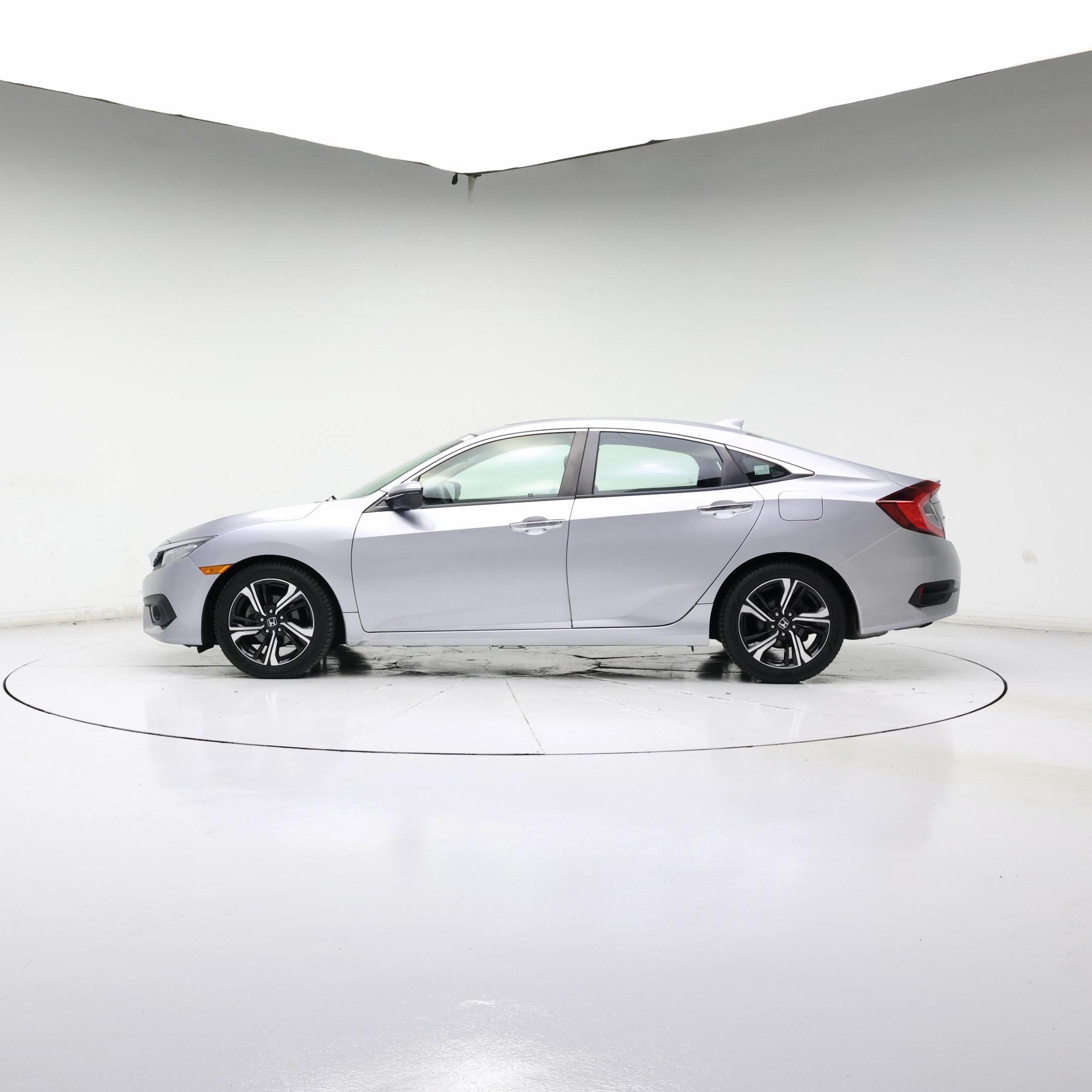 Thumbnail: 2016 Honda Civic - 3