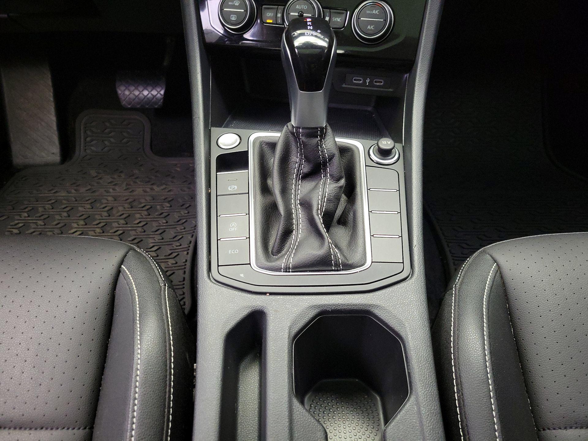 Thumbnail: 2024 Volkswagen Jetta - 17