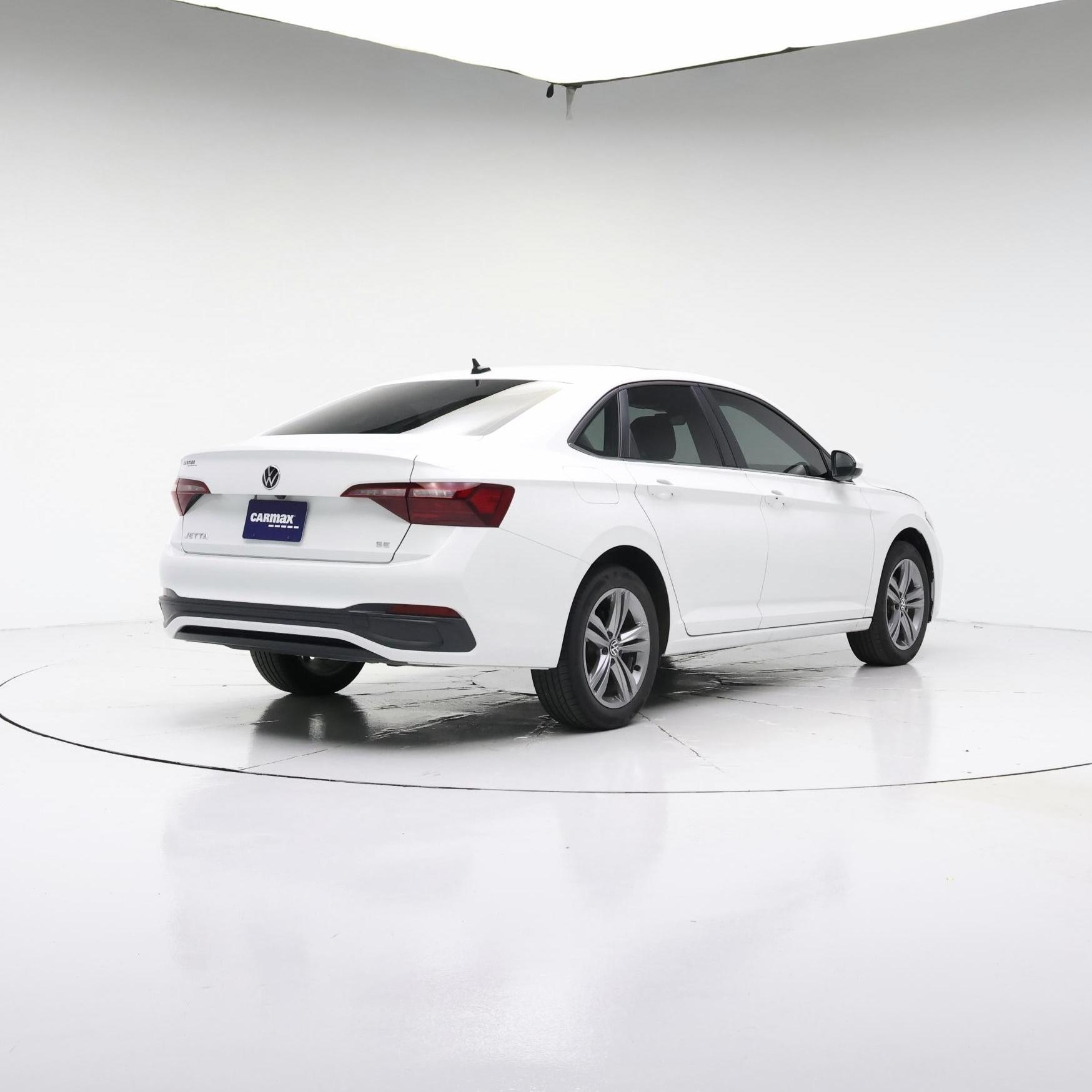 Thumbnail: 2024 Volkswagen Jetta - 8
