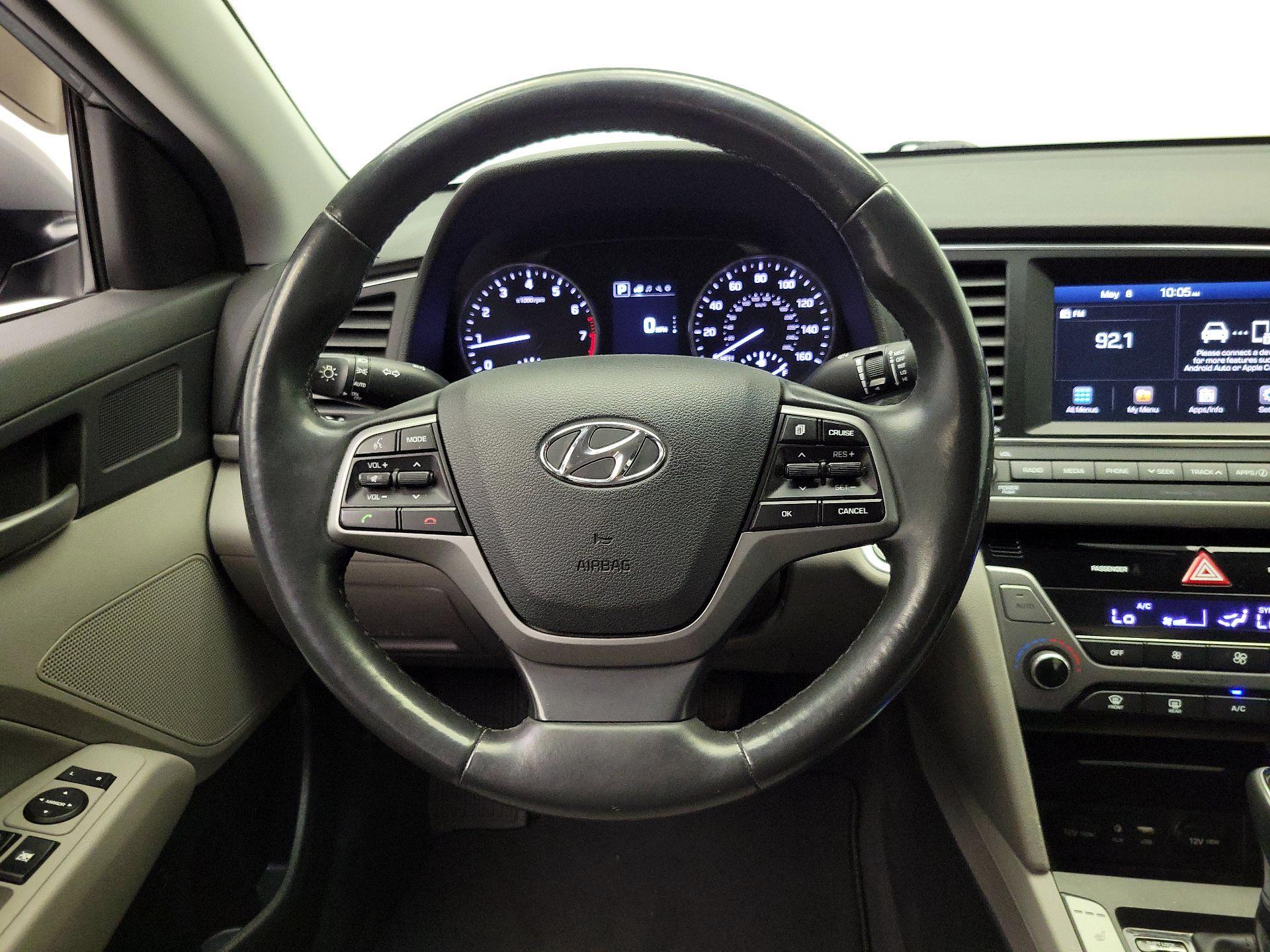 Thumbnail: 2018 Hyundai Elantra - 10