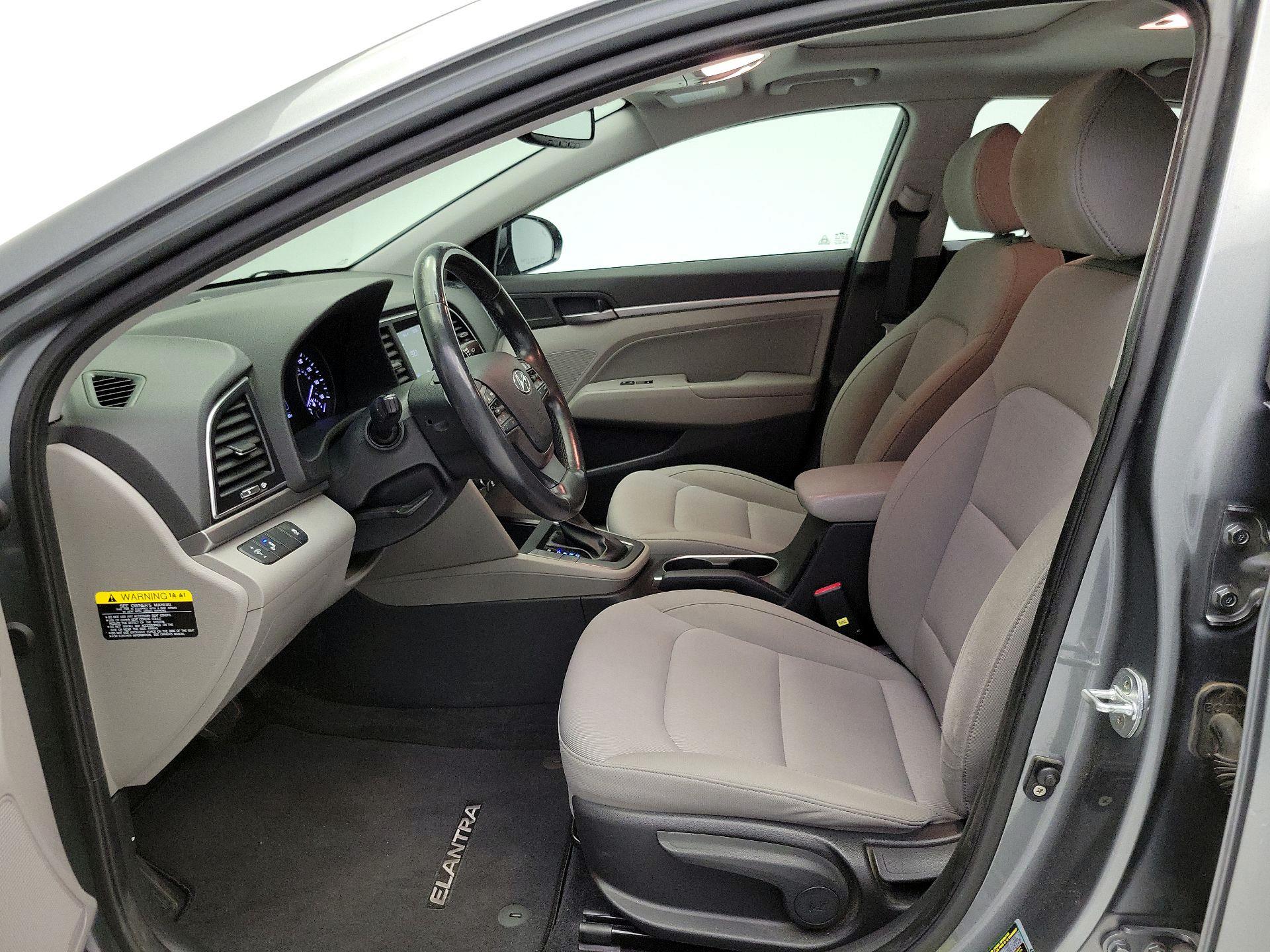 Thumbnail: 2018 Hyundai Elantra - 11