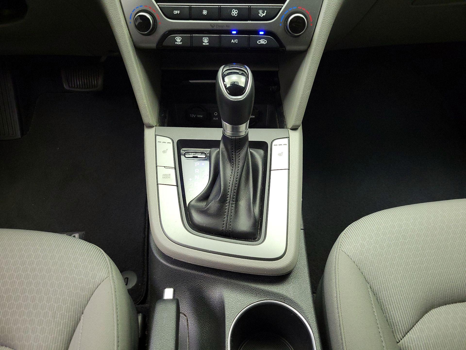 Thumbnail: 2018 Hyundai Elantra - 16