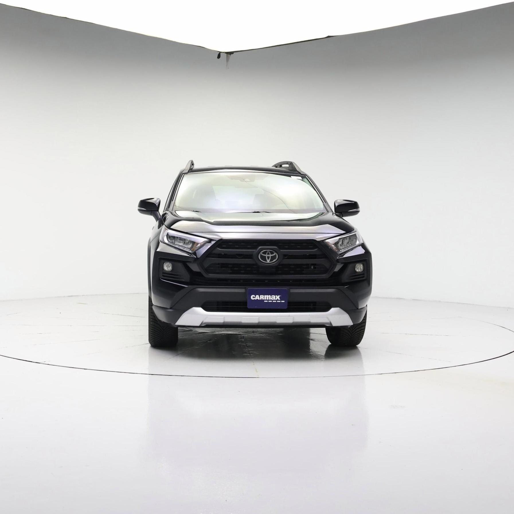 Thumbnail: 2019 Toyota RAV4 - 6