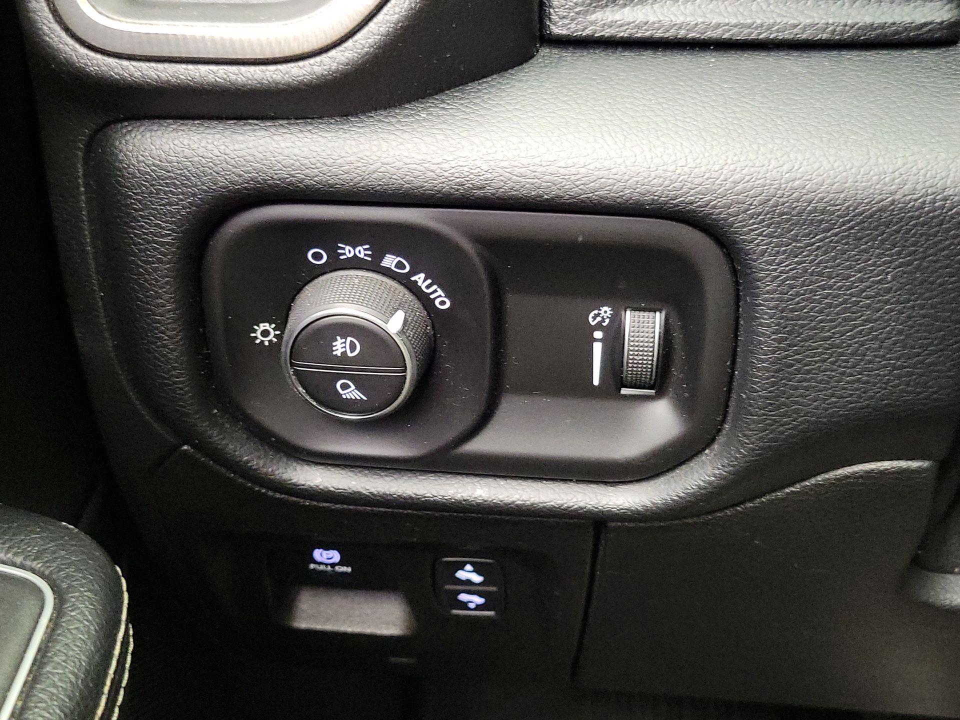 Thumbnail: 2021 RAM 1500 - 13