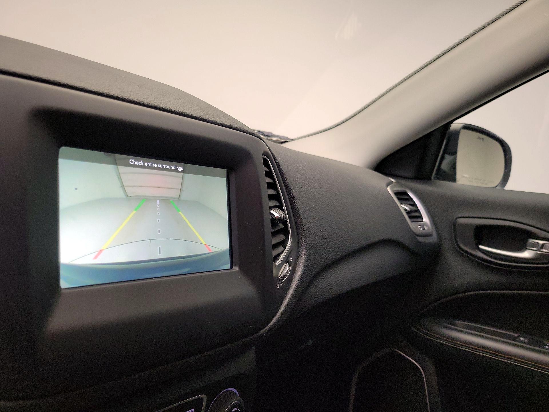 Thumbnail: 2019 Jeep Compass - 14