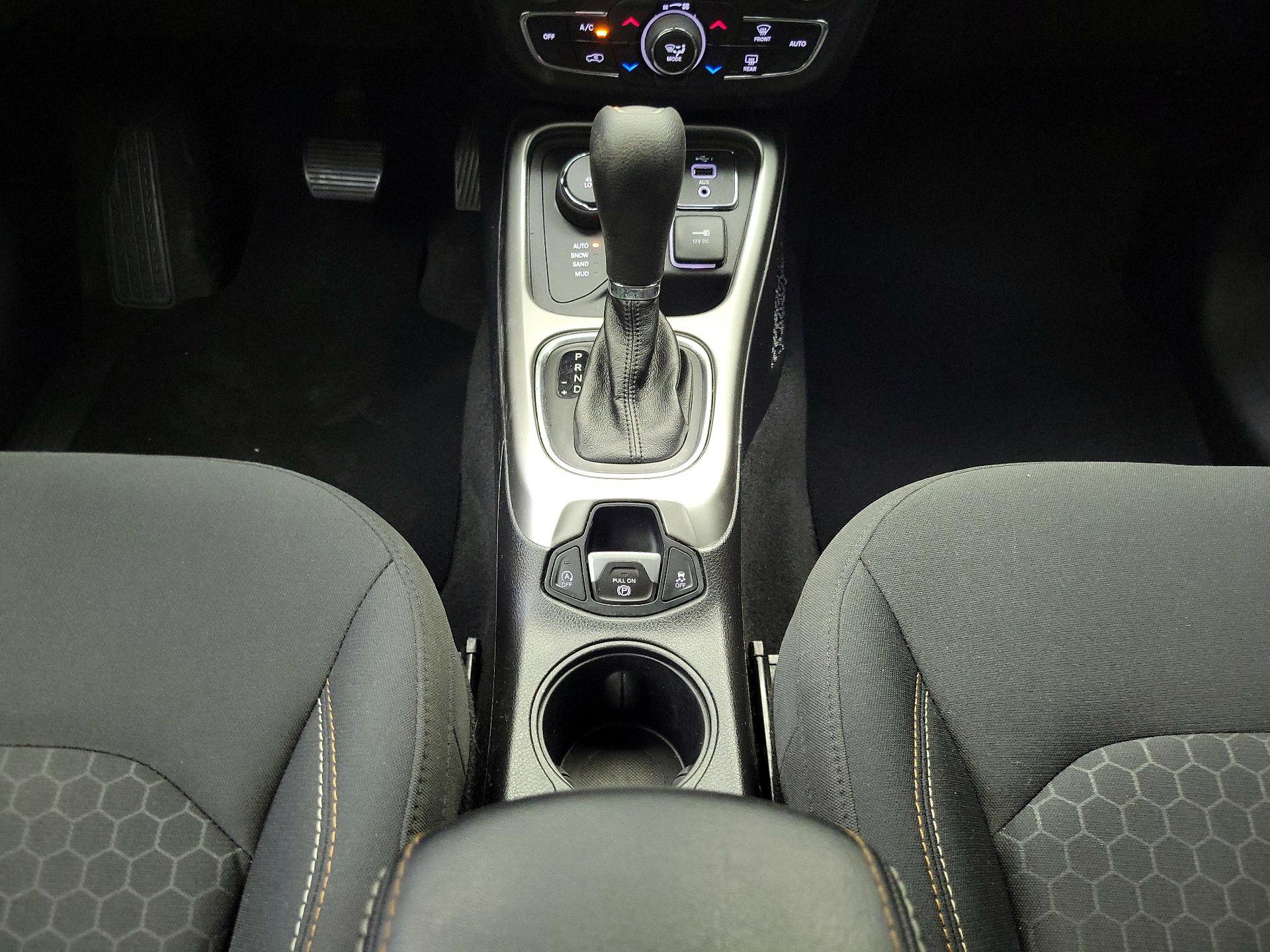 Thumbnail: 2019 Jeep Compass - 17