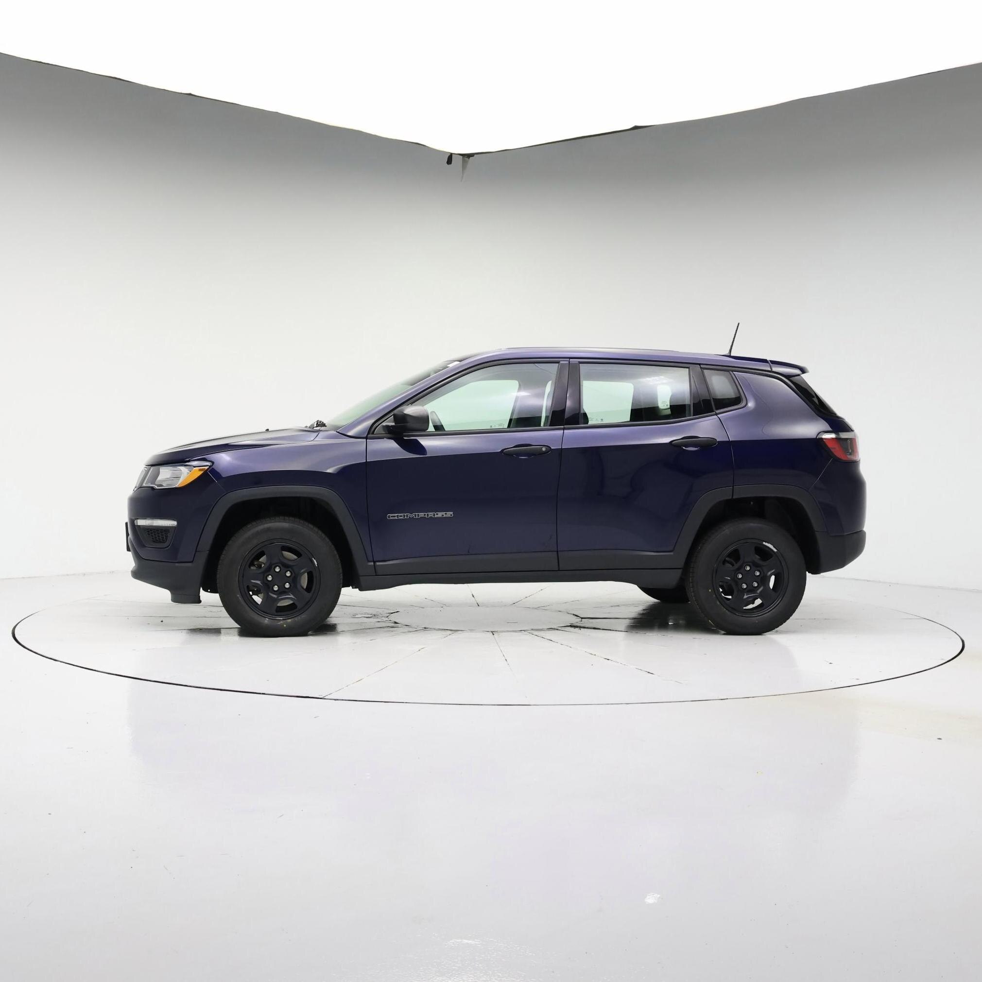 Thumbnail: 2019 Jeep Compass - 3
