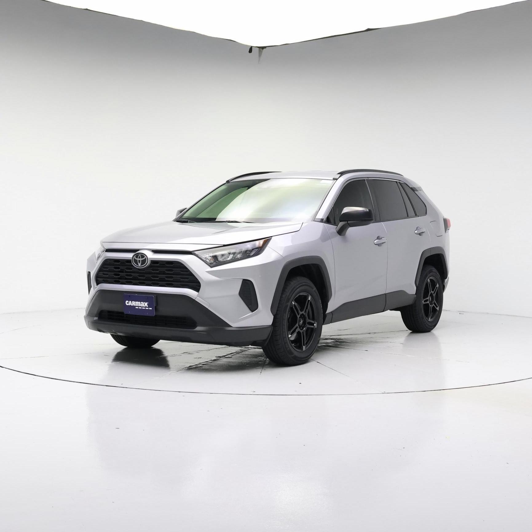 Thumbnail: 2020 Toyota RAV4 - 4