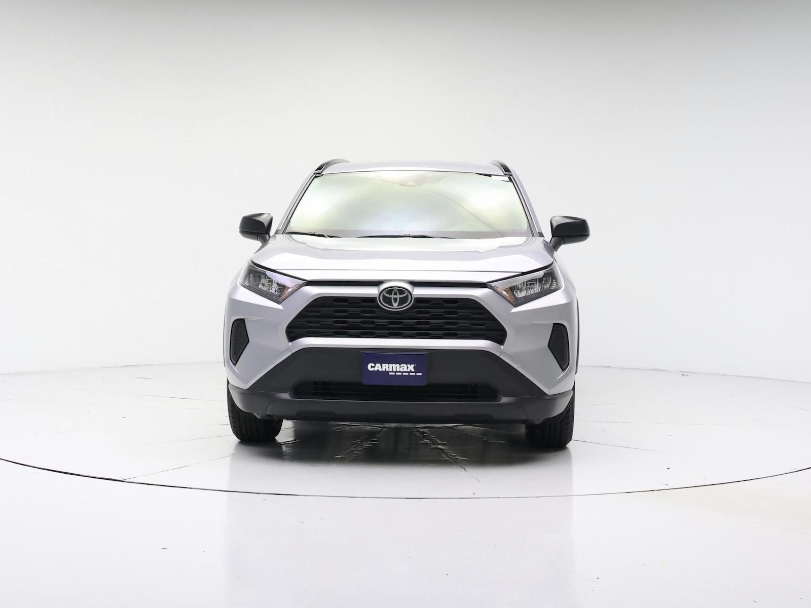 2020 Toyota RAV4 LE - Photo 6