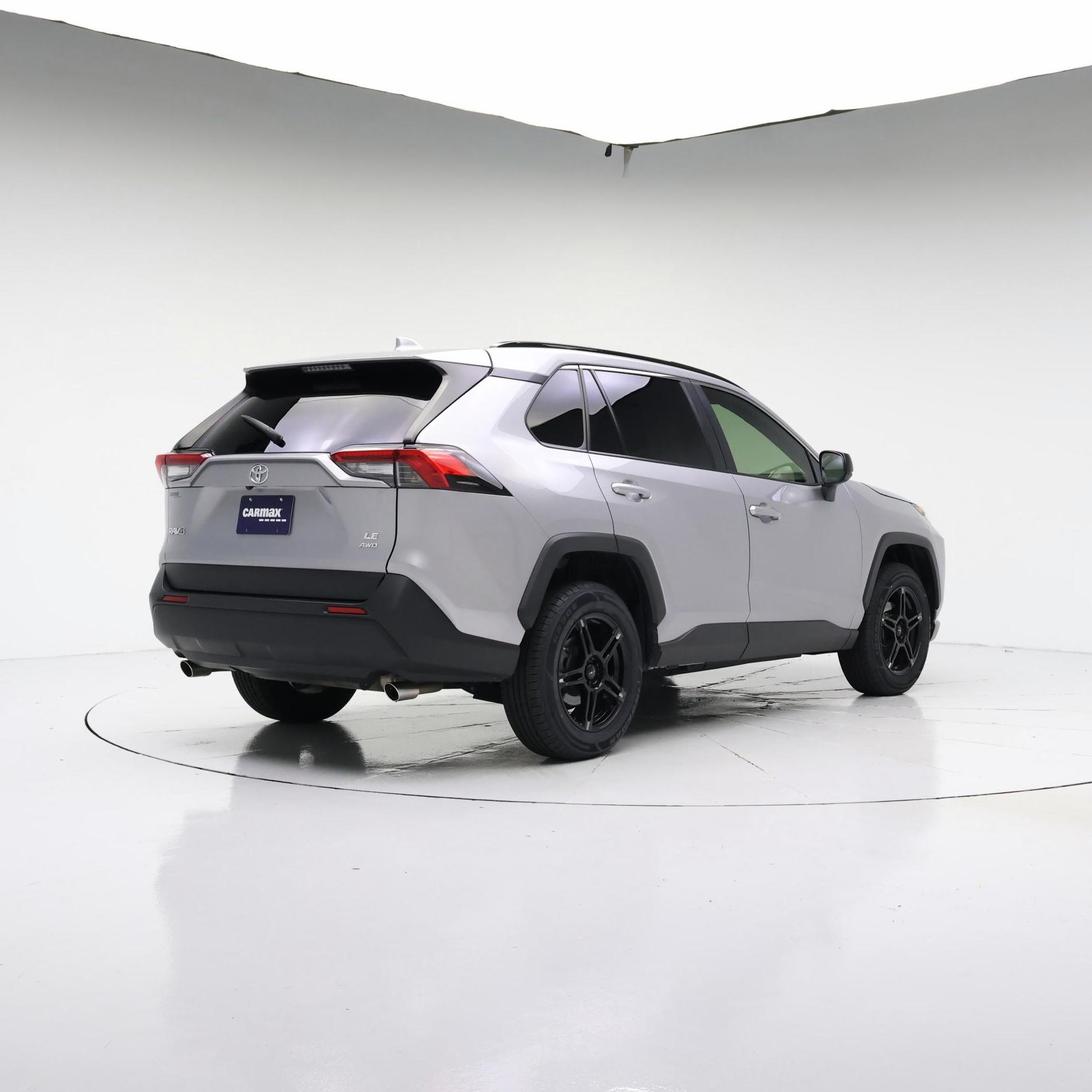 Thumbnail: 2020 Toyota RAV4 - 8