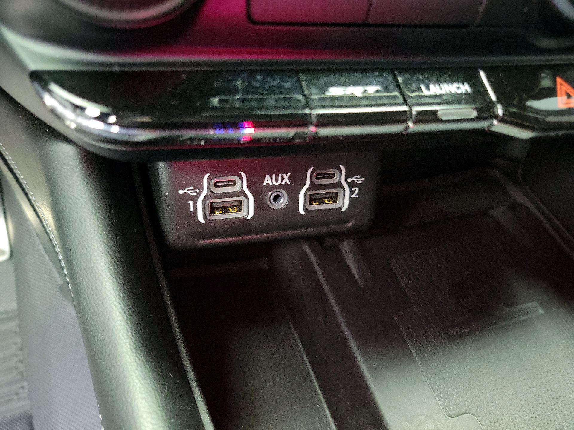 Thumbnail: 2022 Dodge Durango - 19