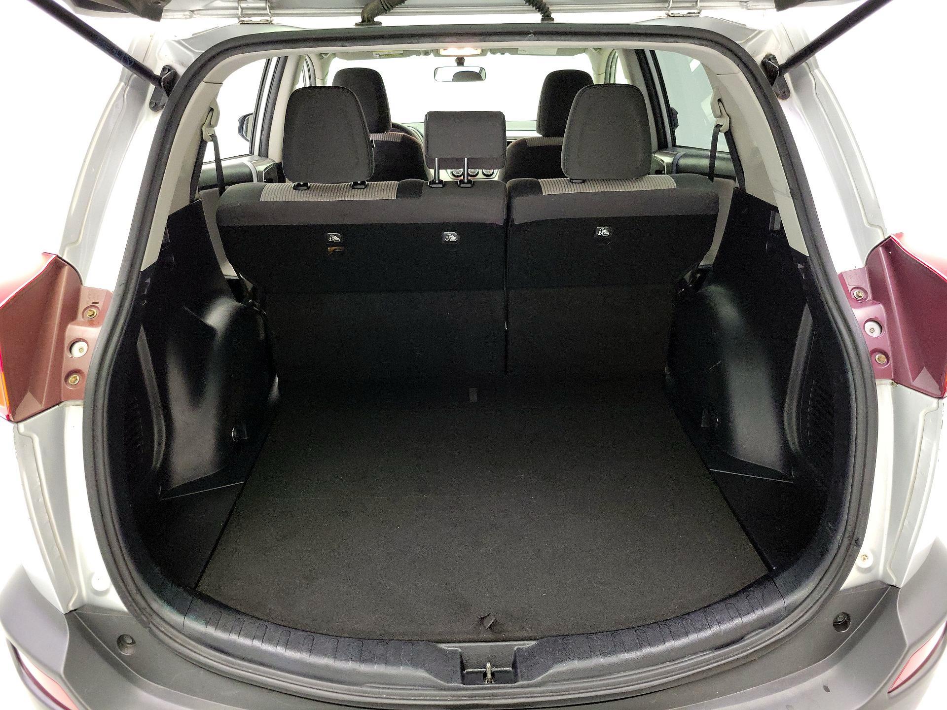 Thumbnail: 2015 Toyota RAV4 - 20